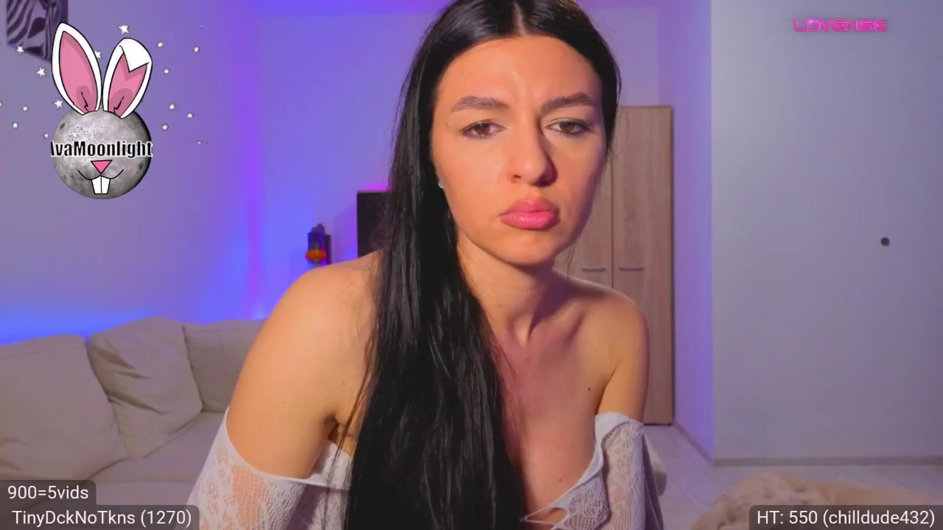 Gallery image thumbnail from AvaMoonlight's myfreecams stream on, 04/01/2026, 24:39 image 16 of 20