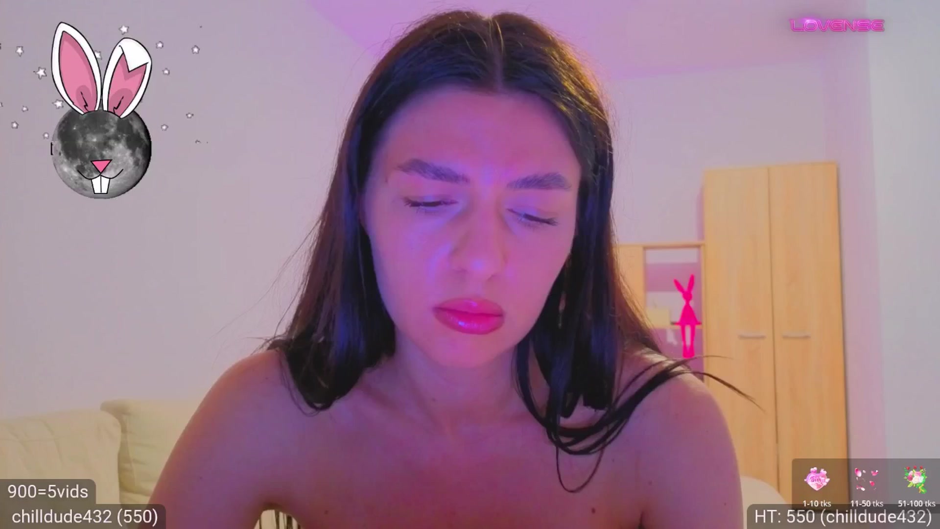 Gallery image thumbnail from AvaMoonlight's myfreecams stream on, 04/06/2026, 16:04 image 14 of 20