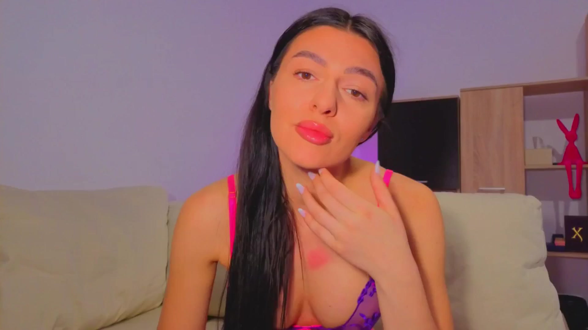 Gallery image thumbnail from AvaMoonlight's myfreecams stream on, 04/07/2026, 16:09 image 2 of 20