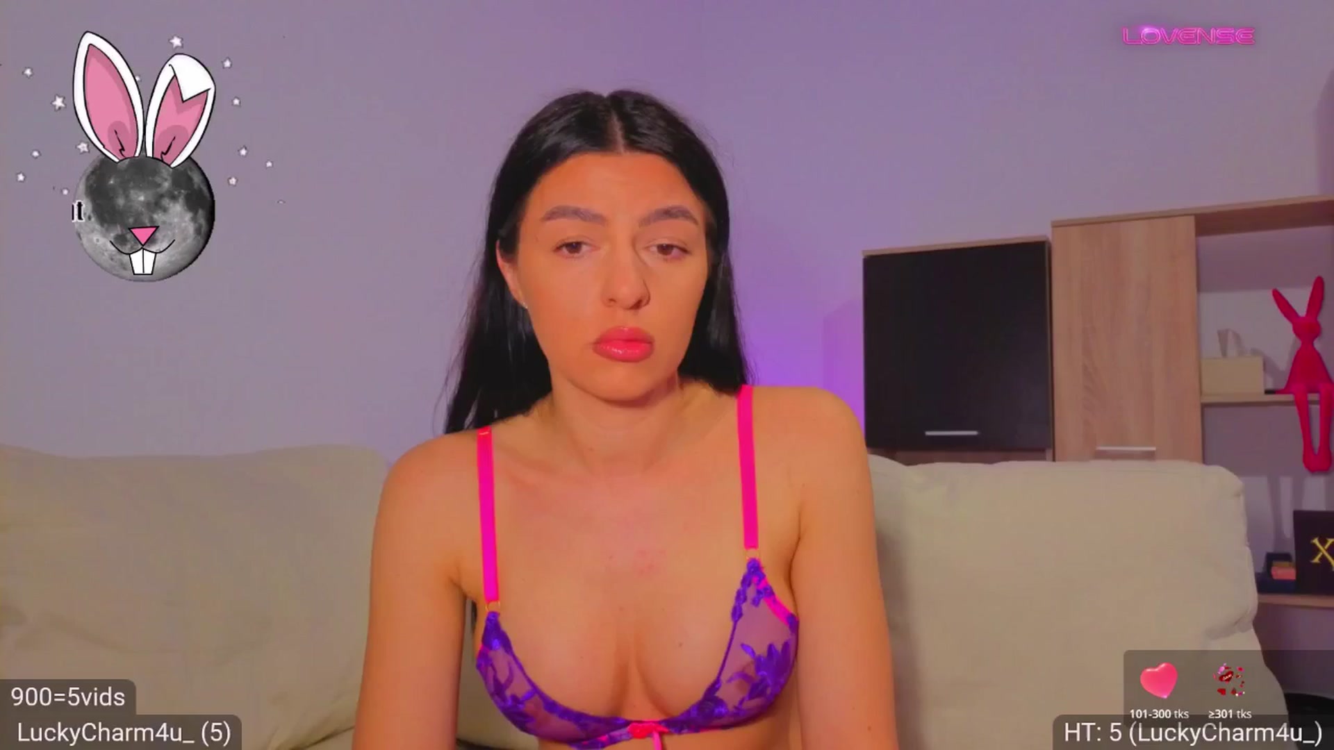 Gallery image thumbnail from AvaMoonlight's myfreecams stream on, 04/07/2026, 16:09 image 13 of 20
