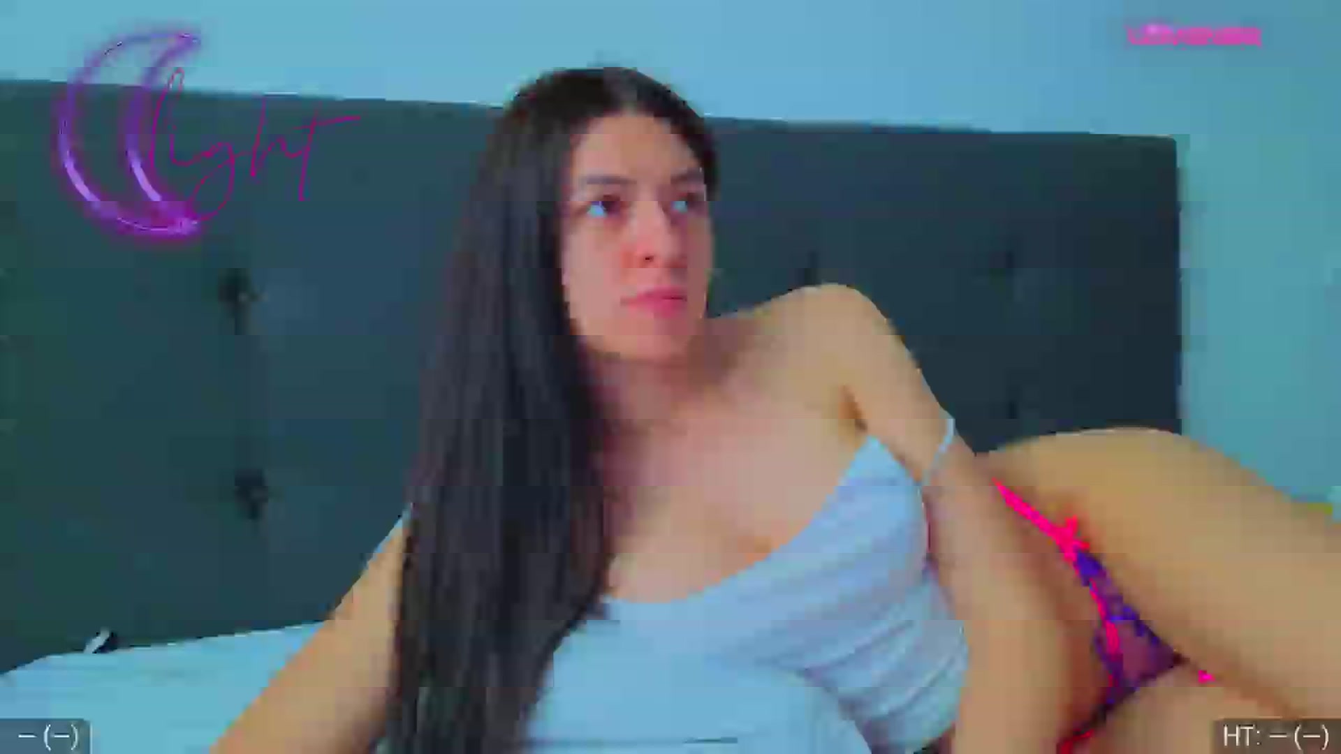 Gallery image thumbnail from AvaMoonlight's myfreecams stream on, 04/18/2026, 16:13 image 2 of 20
