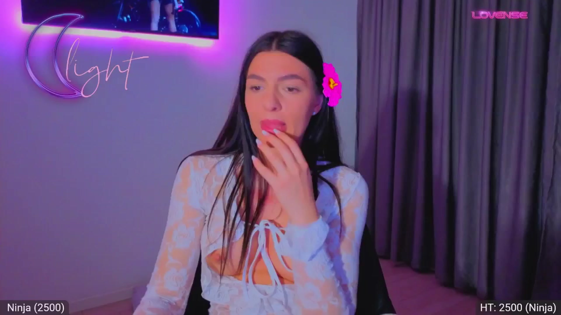 Gallery image thumbnail from AvaMoonlight's myfreecams stream on, 04/29/2026, 24:09 image 6 of 20