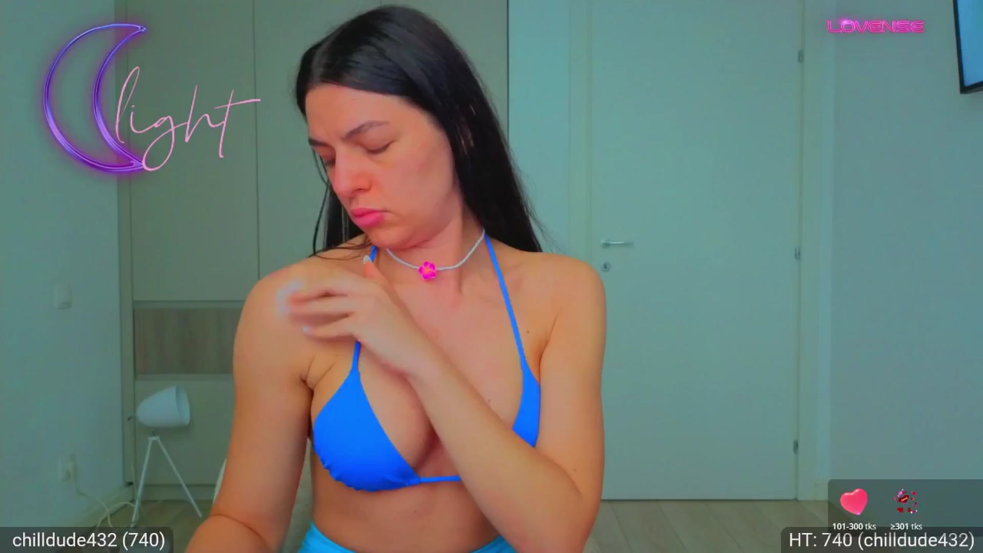 Gallery image thumbnail from AvaMoonlight's myfreecams stream on, 04/29/2026, 16:18 image 6 of 20