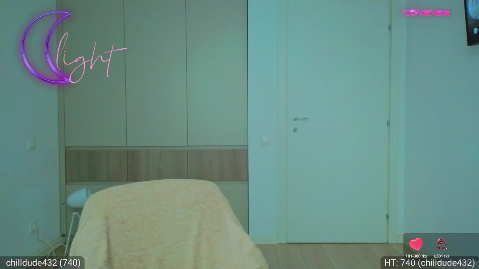 Gallery image thumbnail from AvaMoonlight's myfreecams stream on, 04/29/2026, 16:18 image 8 of 20