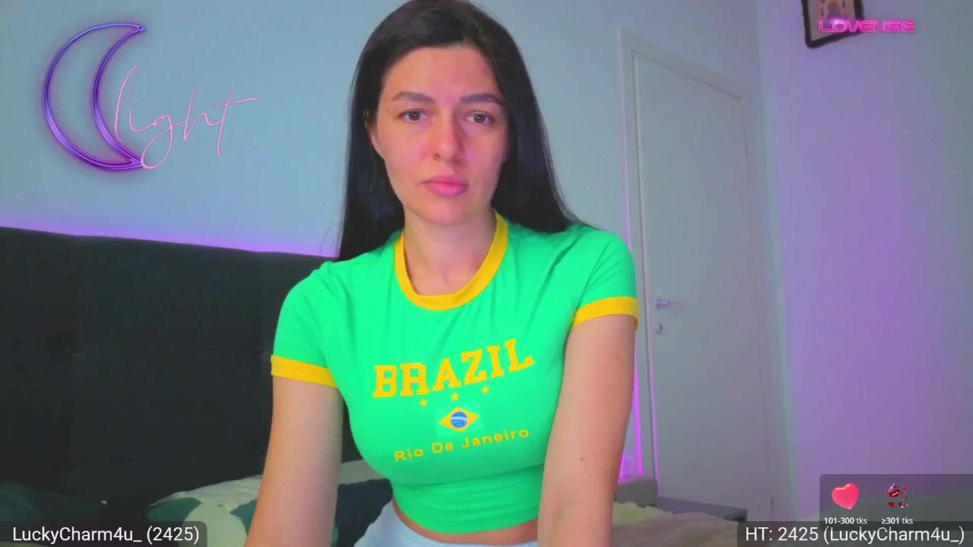 Gallery image thumbnail from AvaMoonlight's myfreecams stream on, 04/30/2026, 16:16 image 4 of 20