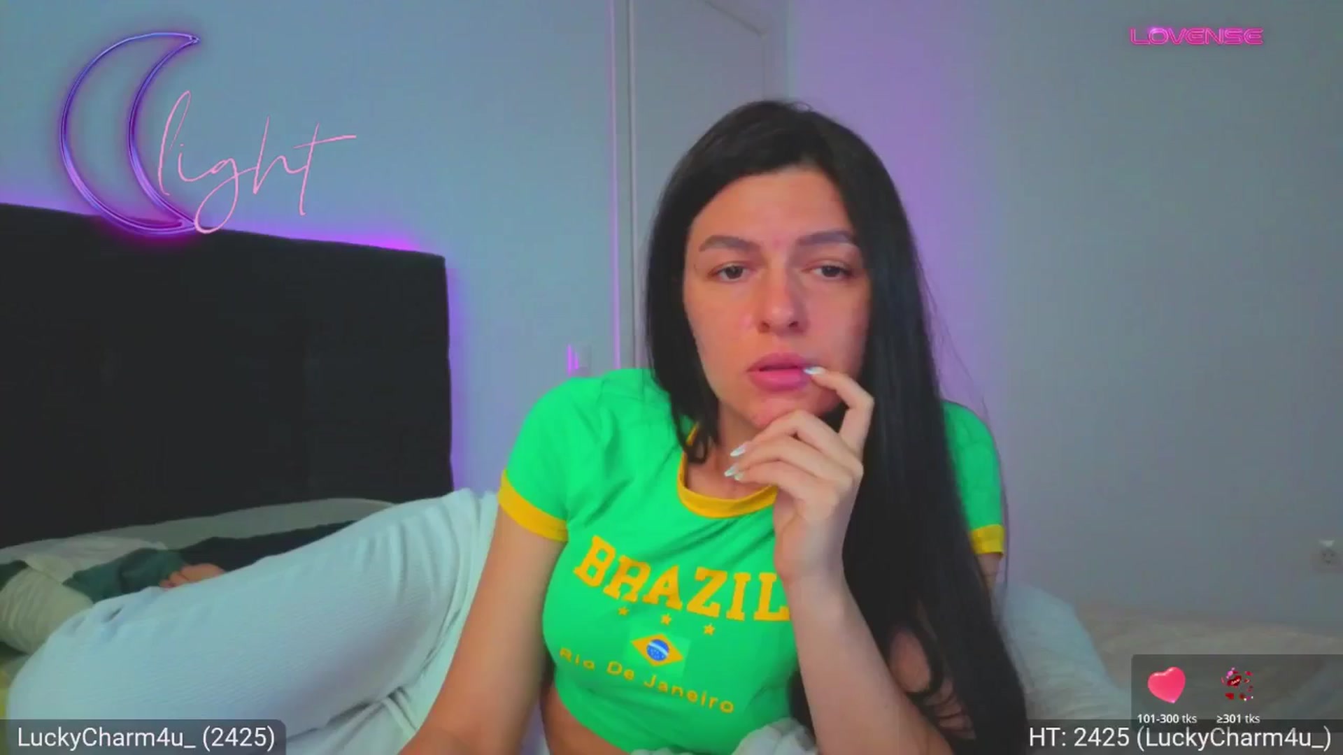 Gallery image thumbnail from AvaMoonlight's myfreecams stream on, 04/30/2026, 16:16 image 15 of 20