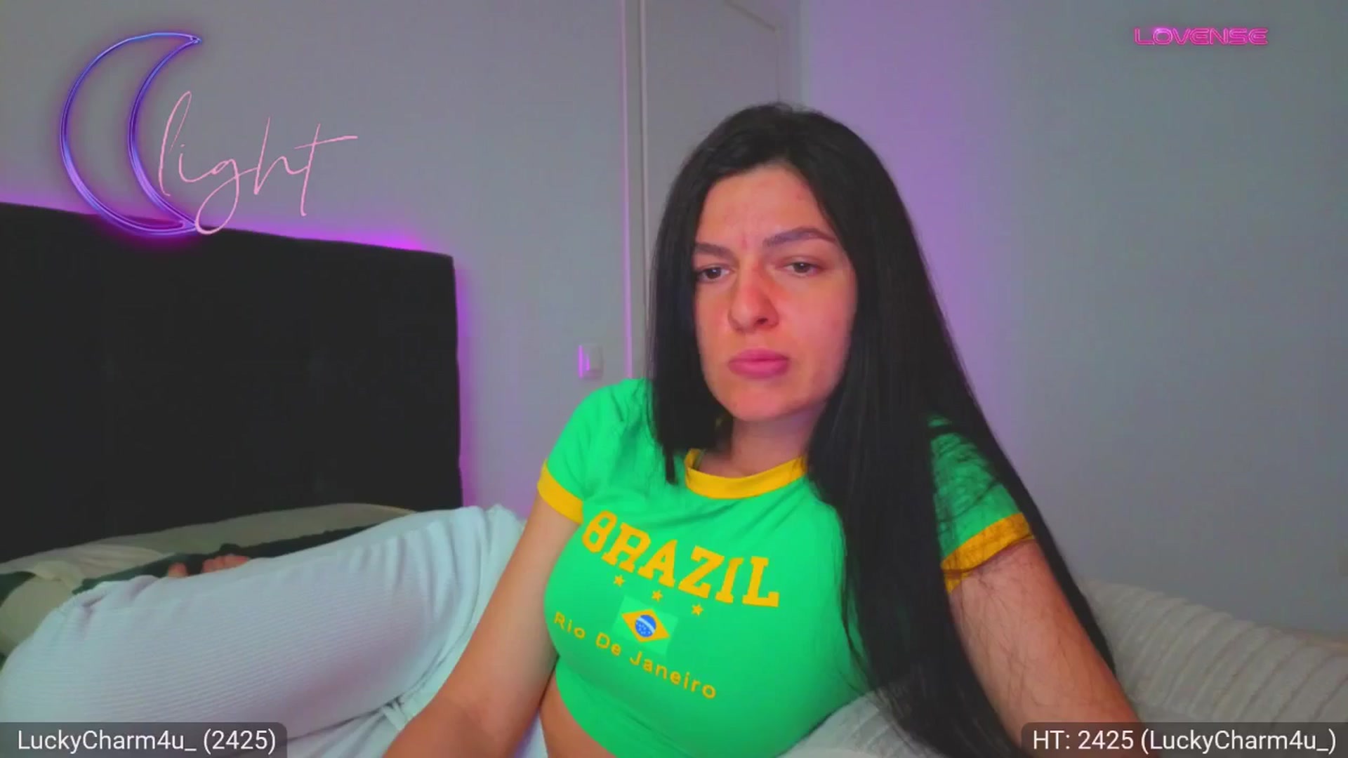 Gallery image thumbnail from AvaMoonlight's myfreecams stream on, 04/30/2026, 16:16 image 12 of 20