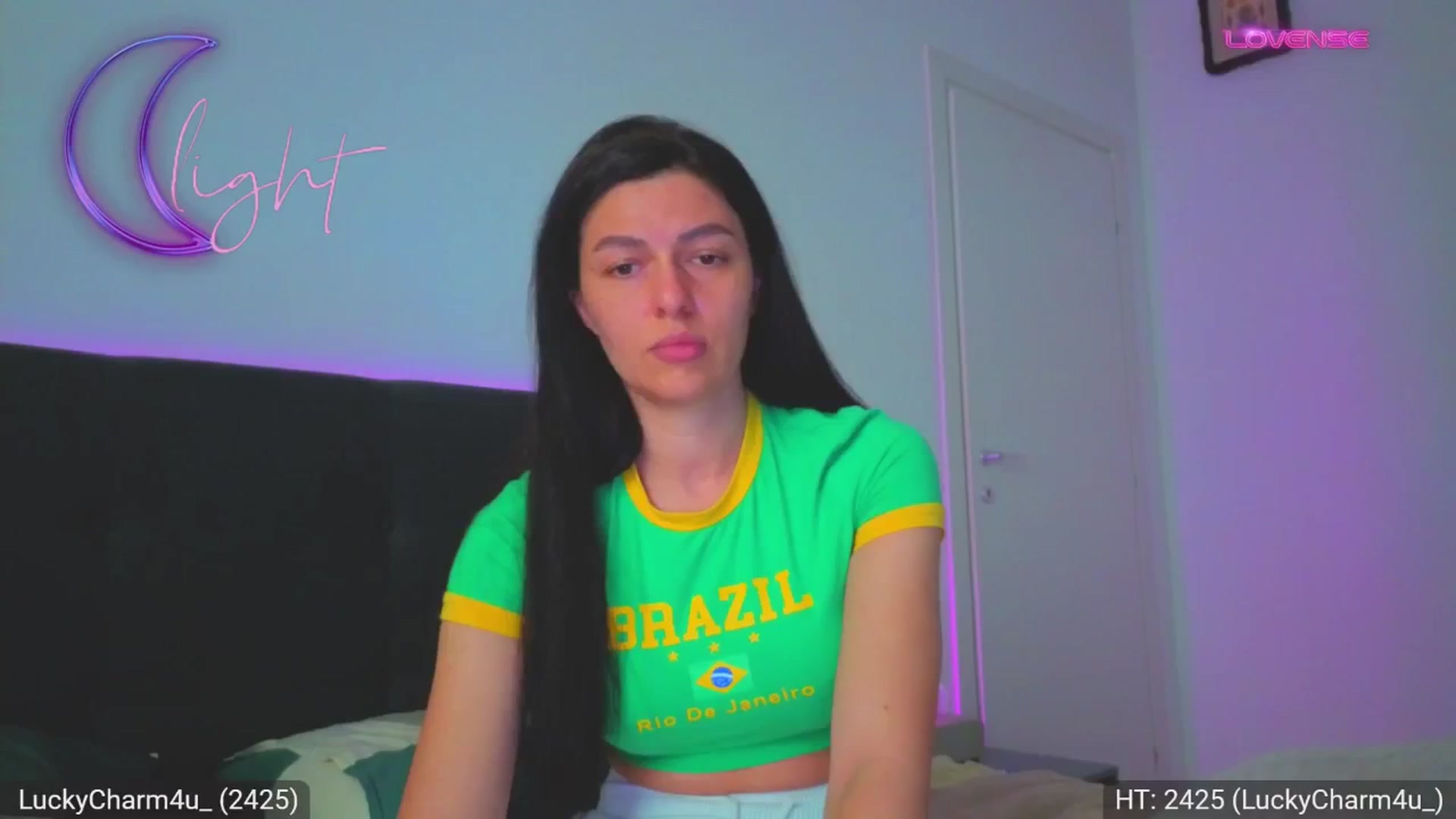 Gallery image thumbnail from AvaMoonlight's myfreecams stream on, 04/30/2026, 16:16 image 11 of 20