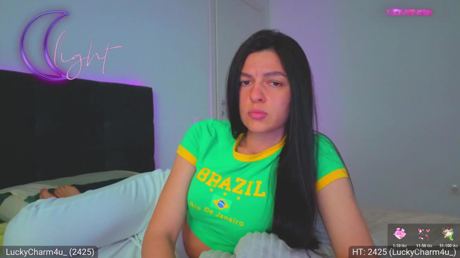 Gallery image thumbnail from AvaMoonlight's myfreecams stream on, 04/30/2026, 16:16 image 13 of 20