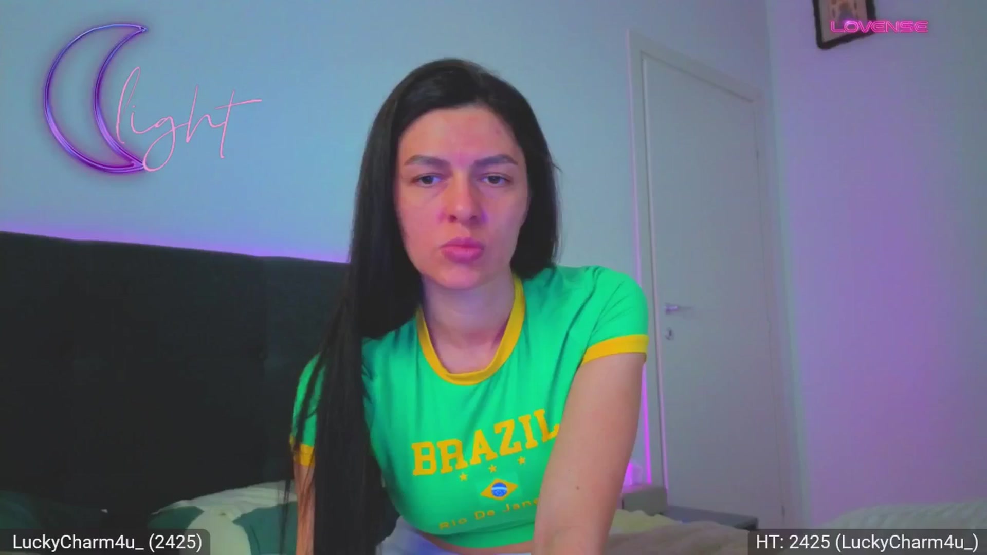 Gallery image thumbnail from AvaMoonlight's myfreecams stream on, 04/30/2026, 16:16 image 6 of 20