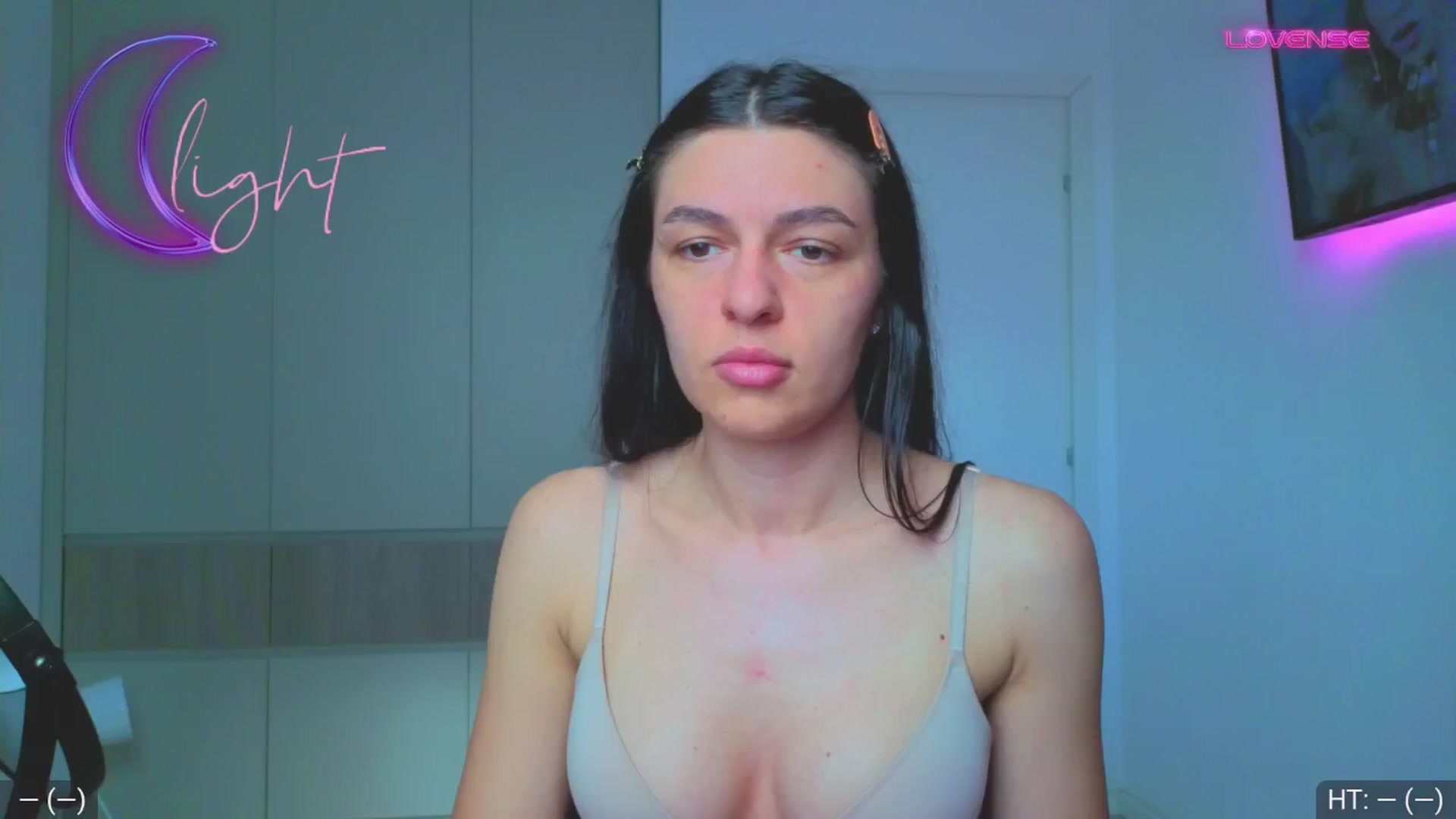 Gallery image thumbnail from AvaMoonlight's myfreecams stream on, 05/01/2026, 15:44 image 7 of 20