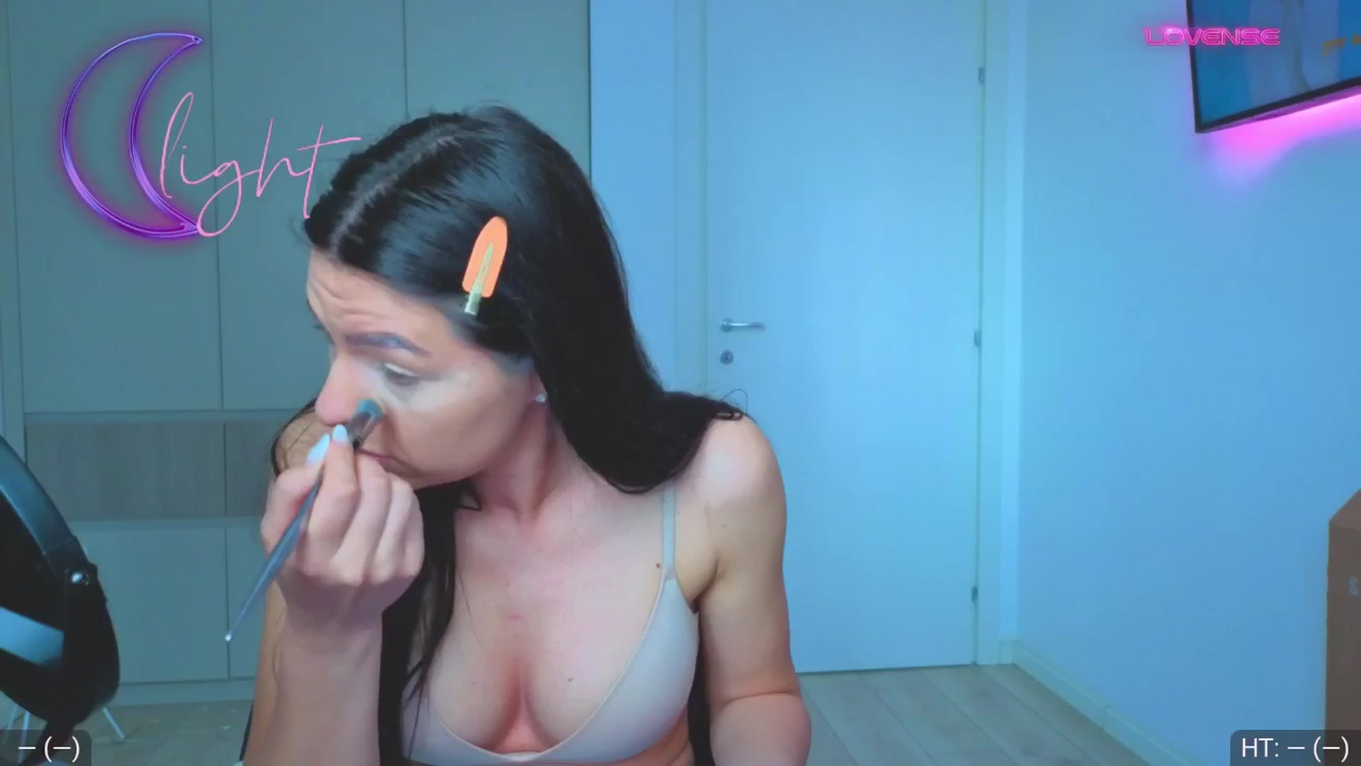 Gallery image thumbnail from AvaMoonlight's myfreecams stream on, 05/01/2026, 15:44 image 15 of 20