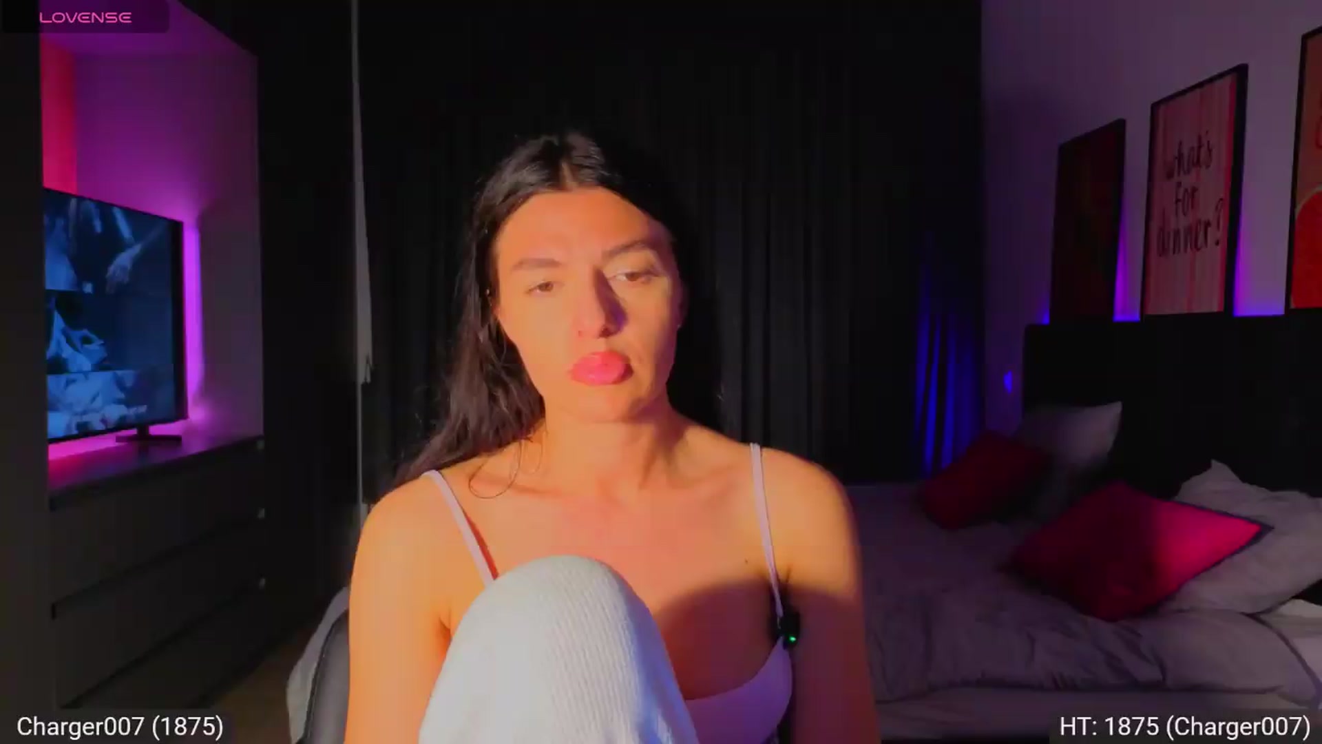 Gallery image thumbnail from AvaMoonlight's myfreecams stream on, 05/17/2026, 24:13 image 18 of 20