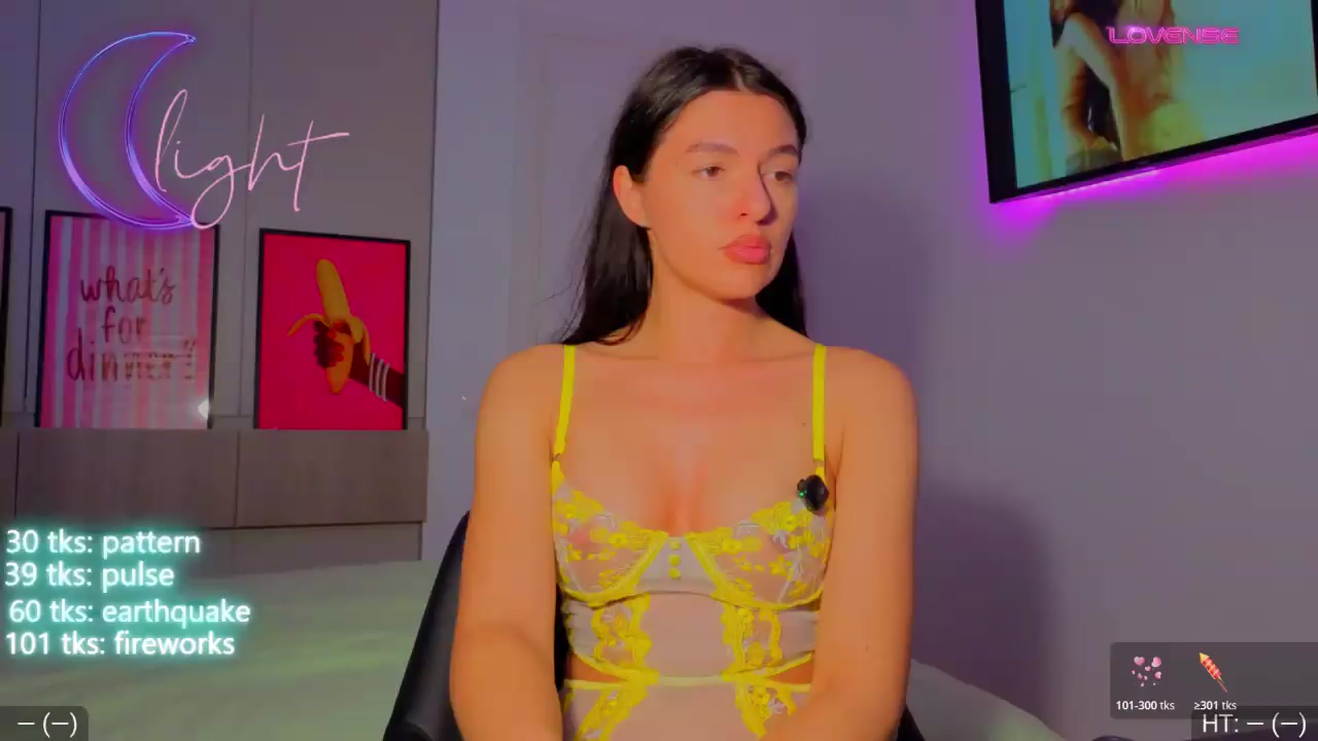 Gallery image thumbnail from AvaMoonlight's myfreecams stream on, 05/18/2026, 22:26 image 9 of 20