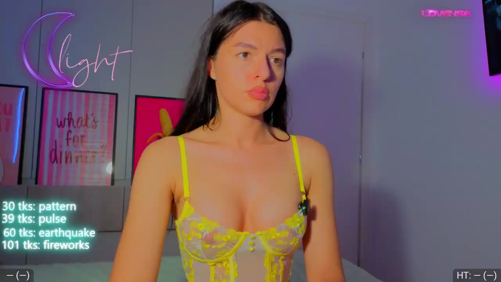 Gallery image thumbnail from AvaMoonlight's myfreecams stream on, 05/18/2026, 22:49 image 16 of 20