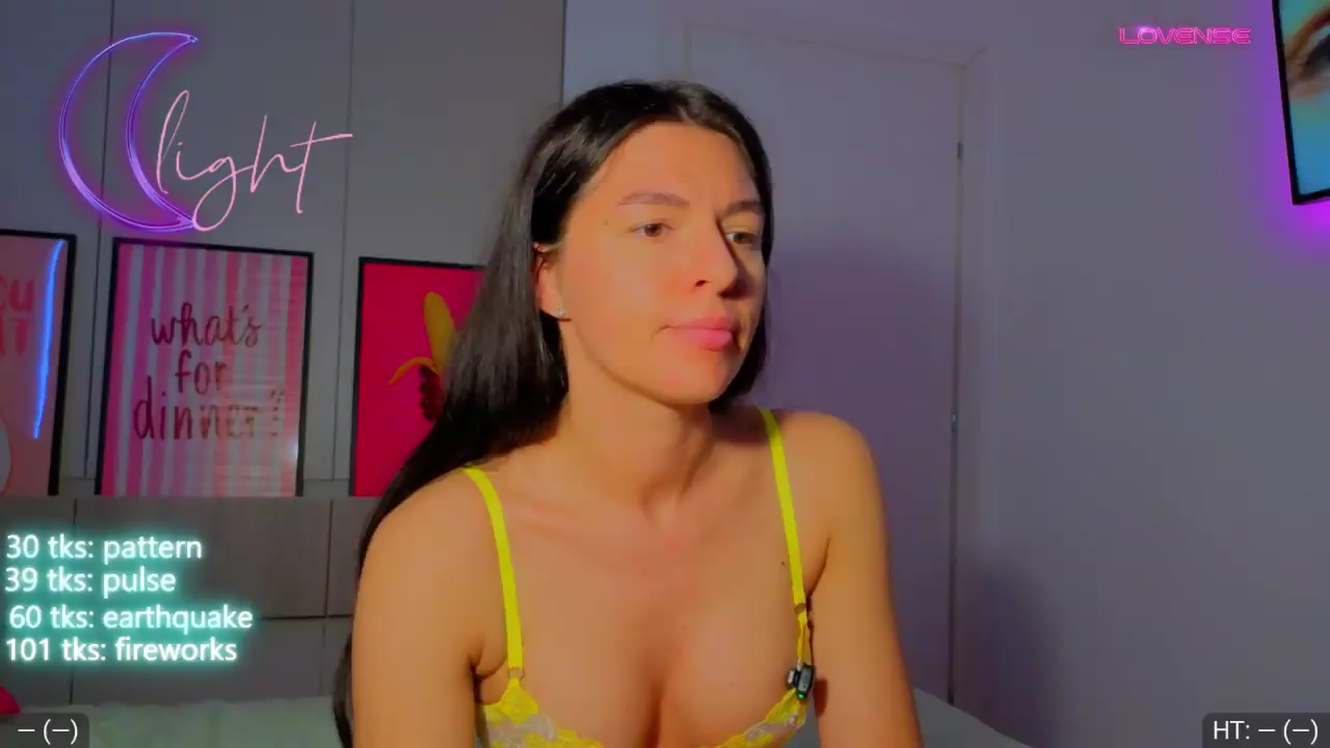 Gallery image thumbnail from AvaMoonlight's myfreecams stream on, 05/18/2026, 23:52 image 11 of 20