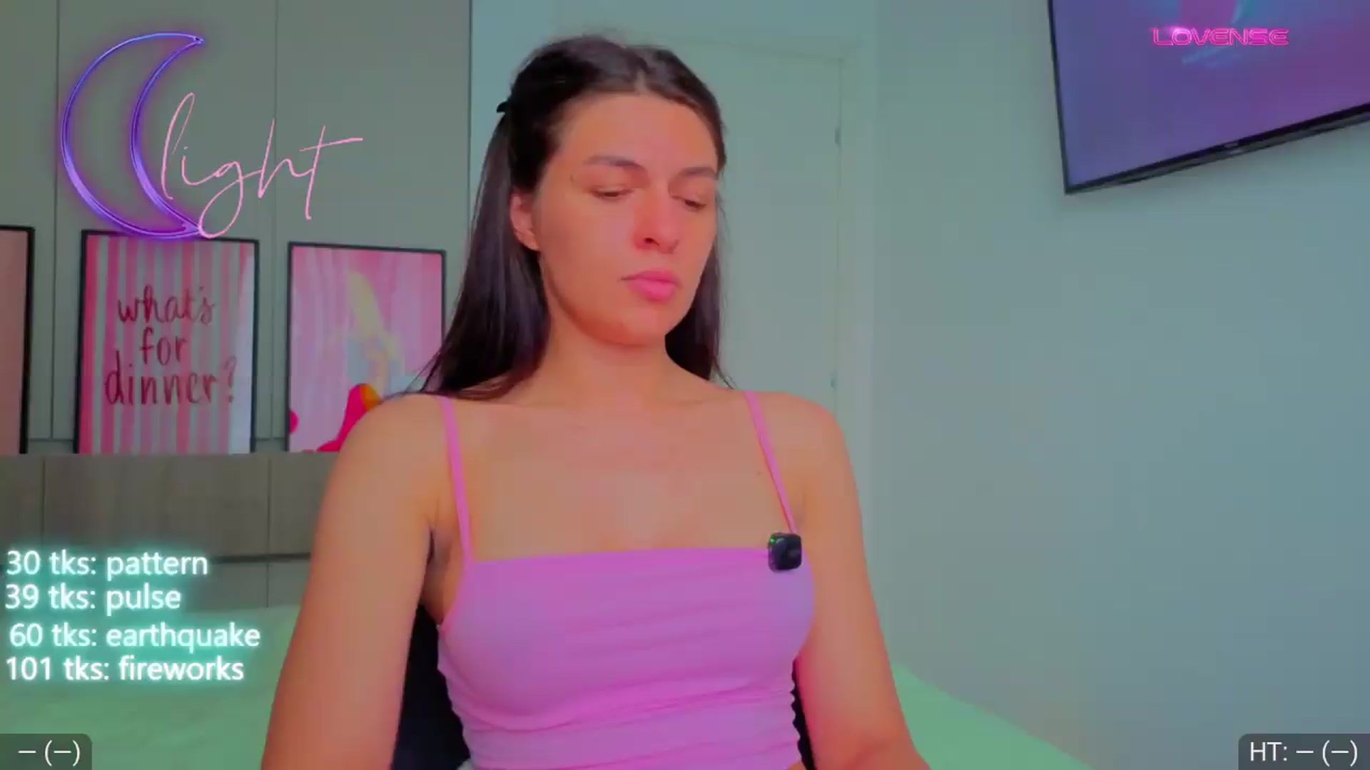 Gallery image thumbnail from AvaMoonlight's myfreecams stream on, 05/19/2026, 16:25 image 12 of 20