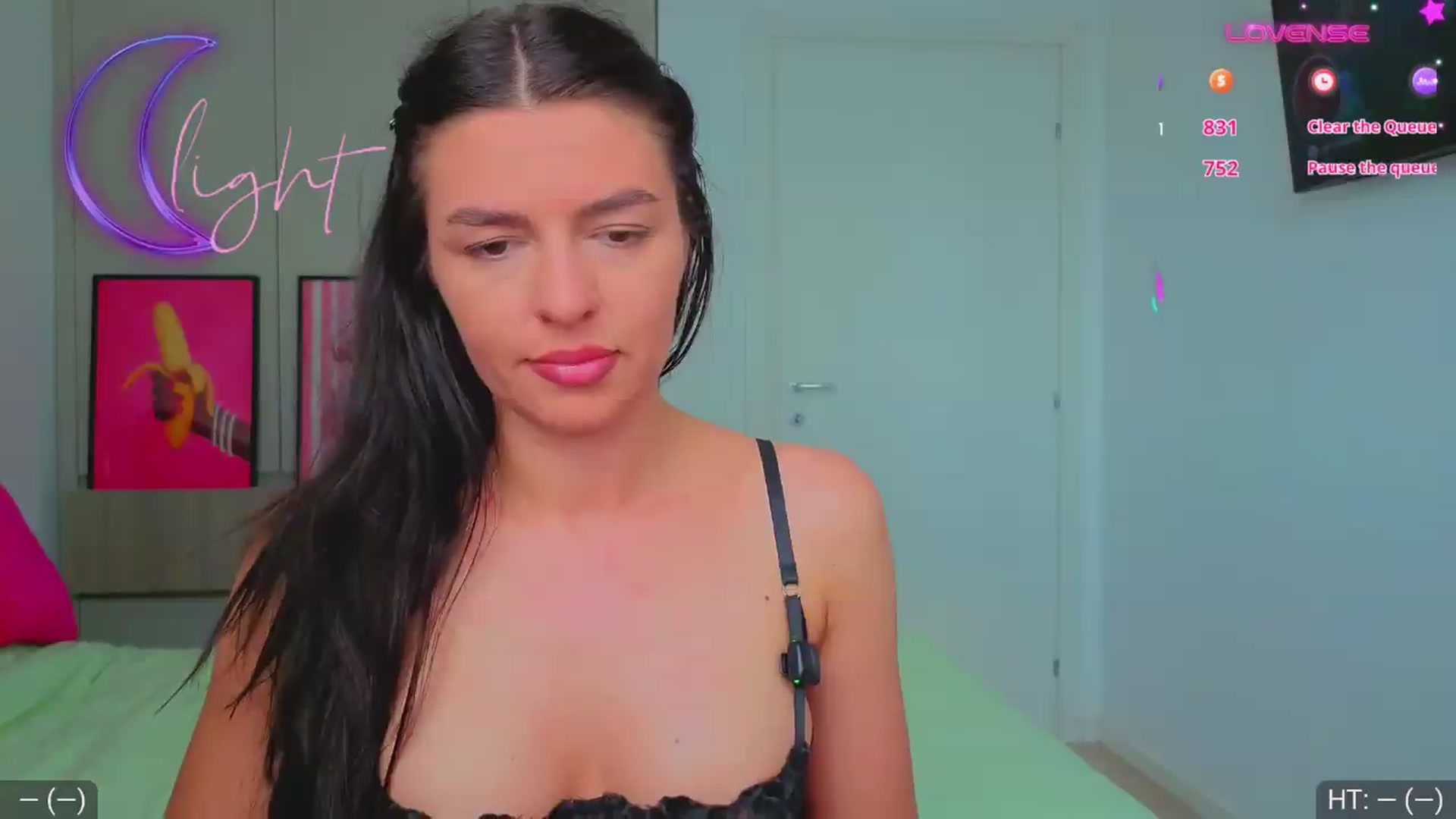 Gallery image thumbnail from AvaMoonlight's myfreecams stream on, 05/25/2026, 16:27 image 9 of 20