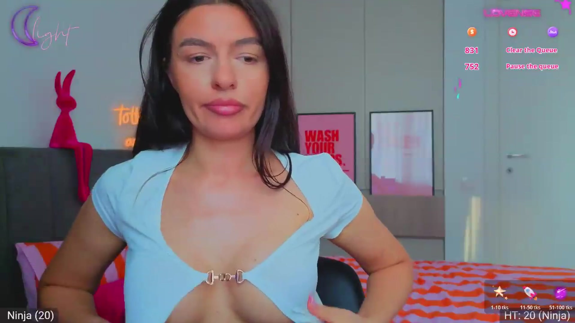 Gallery image thumbnail from AvaMoonlight's myfreecams stream on, 06/22/2026, 16:04 image 17 of 20