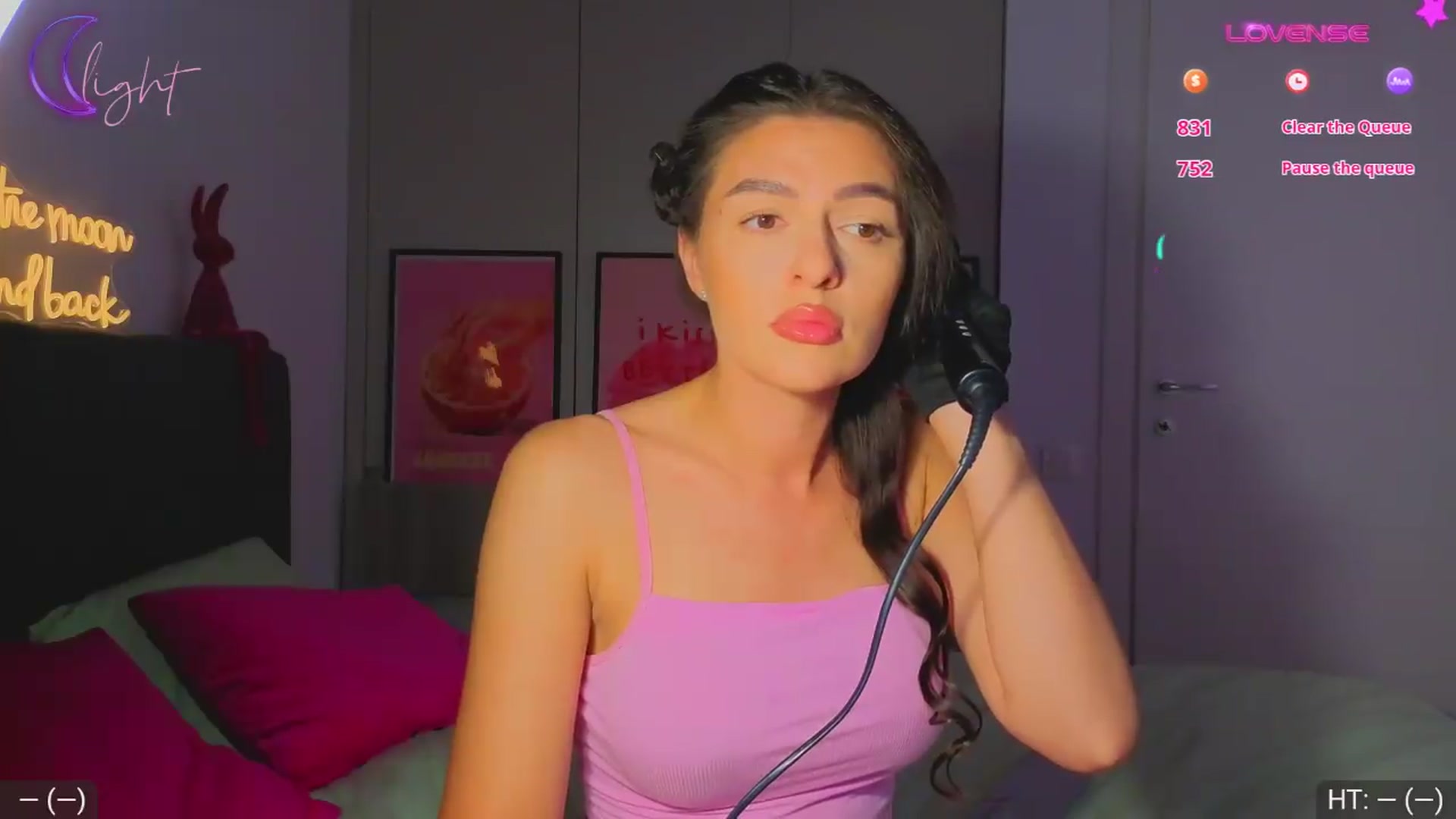 Gallery image thumbnail from AvaMoonlight's myfreecams stream on, 07/12/2026, 24:59 image 17 of 20