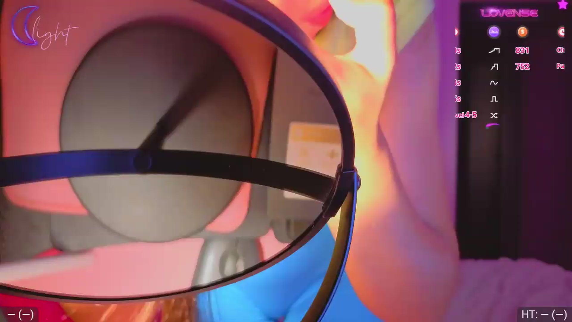 Gallery image thumbnail from AvaMoonlight's myfreecams stream on, 07/17/2026, 24:53 image 4 of 20