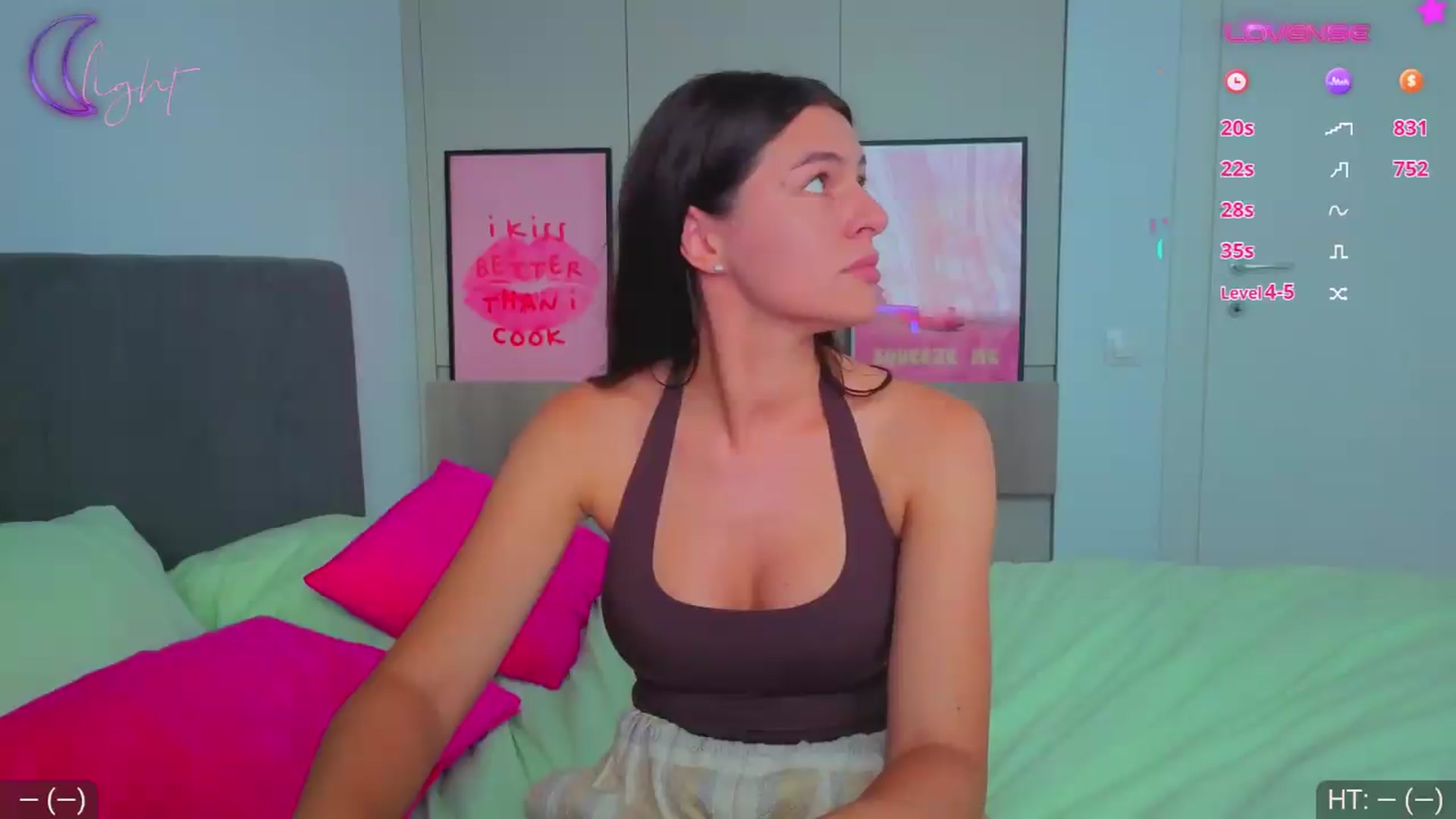 Gallery image thumbnail from AvaMoonlight's myfreecams stream on, 07/23/2026, 15:41 image 9 of 20