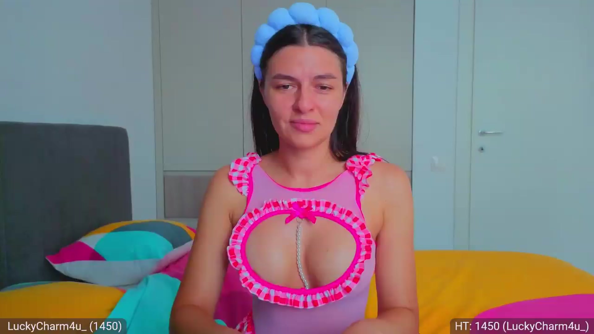 Gallery image thumbnail from AvaMoonlight's myfreecams stream on, 07/31/2026, 16:21 image 16 of 20