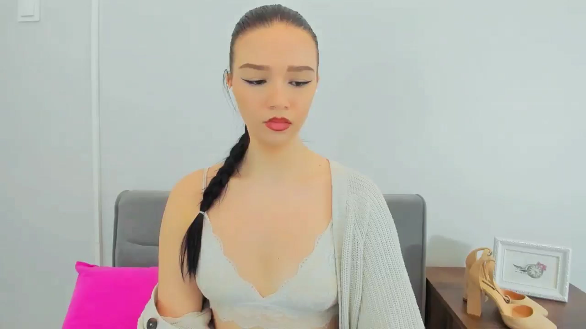 Gallery image thumbnail from AvaPlayful's myfreecams stream on, 12/31/2025, 11:09 image 13 of 20