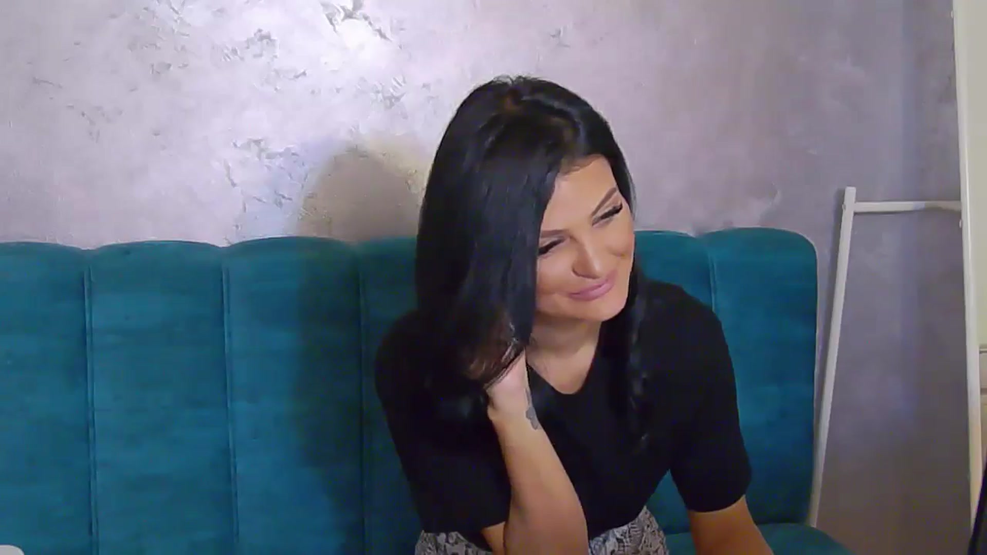 Gallery image thumbnail from AvaPnk's myfreecams stream on, 11/20/2024, 19:03 image 15 of 20