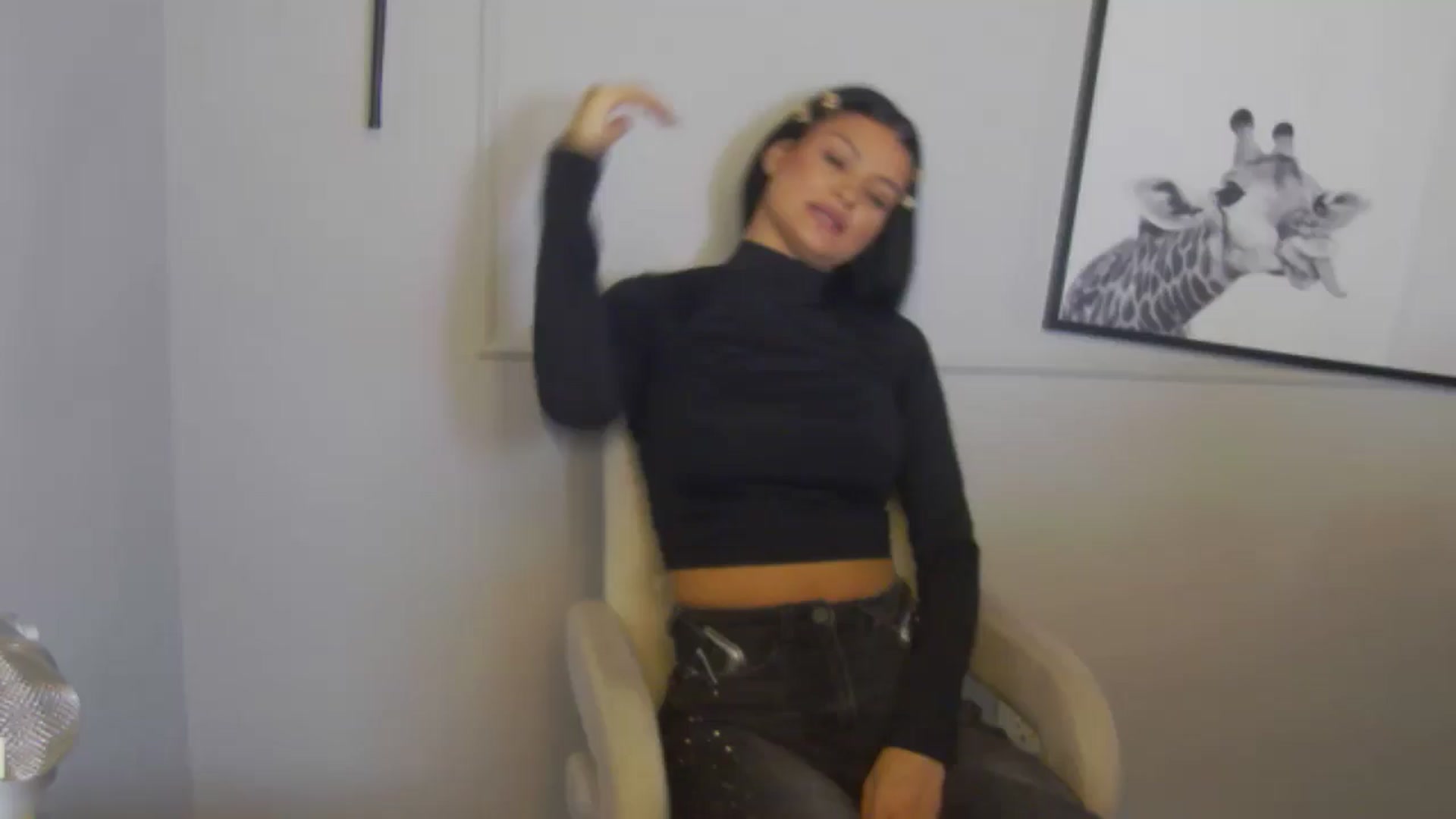 Gallery image thumbnail from AvaPnk's myfreecams stream on, 12/03/2024, 19:54 image 13 of 20