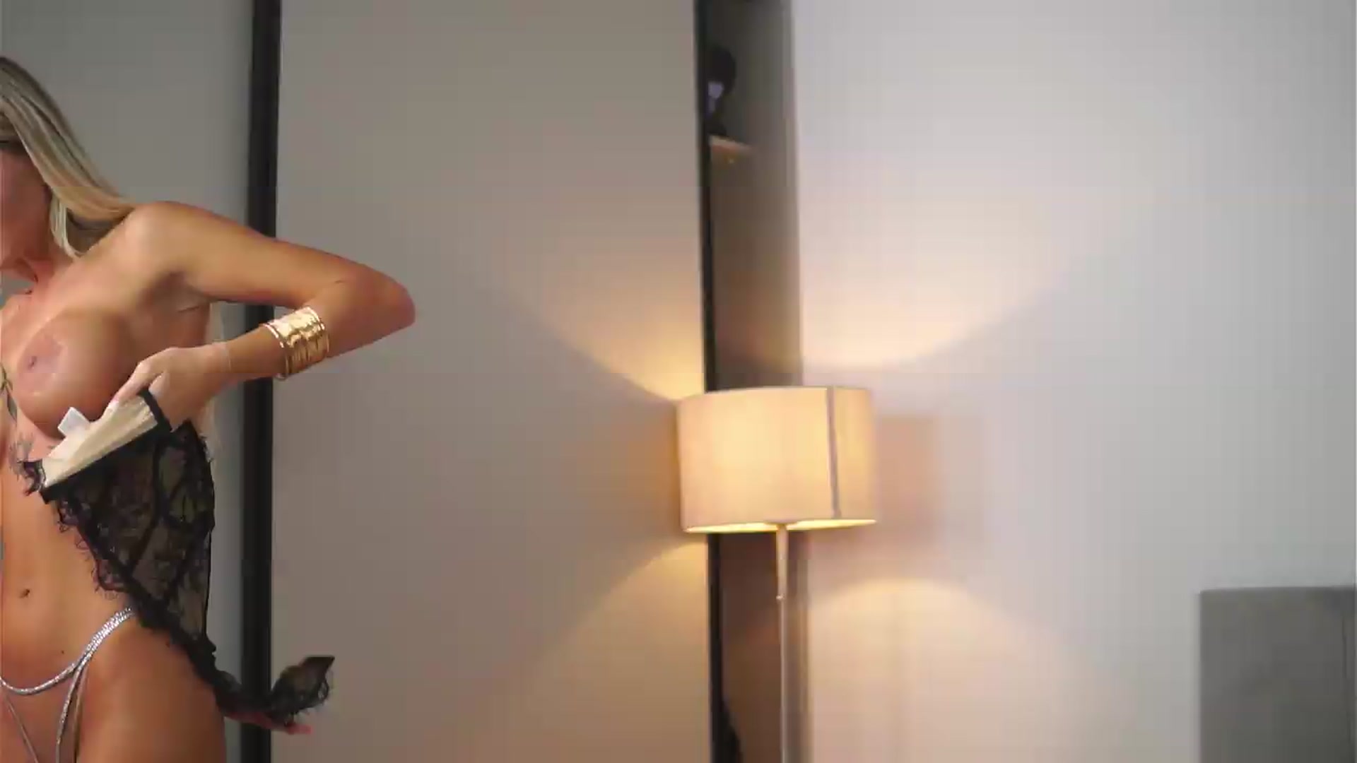 Gallery image thumbnail from AvaShay's myfreecams stream on, 08/21/2026, 24:15 image 10 of 20