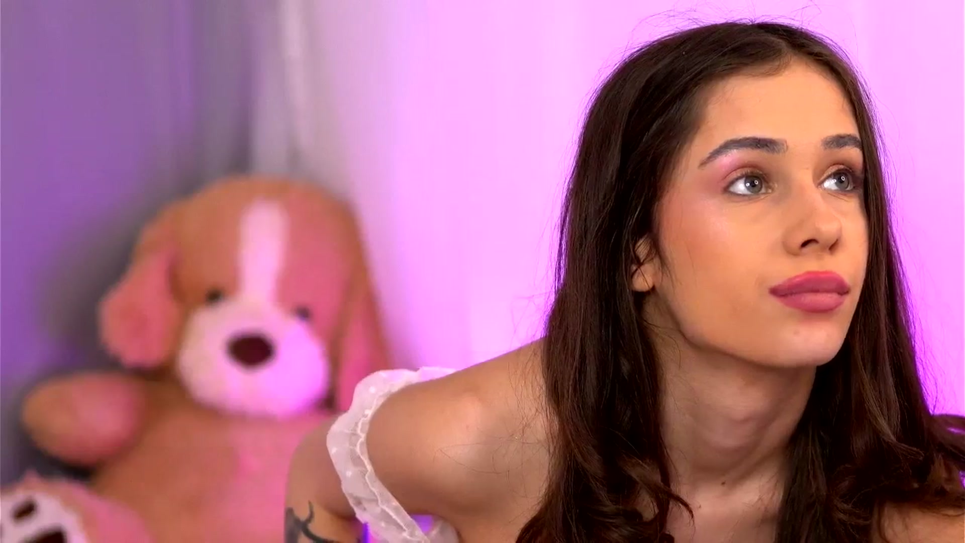 Gallery image thumbnail from AvaSolis's myfreecams stream on, 02/20/2025, 10:57 image 14 of 20