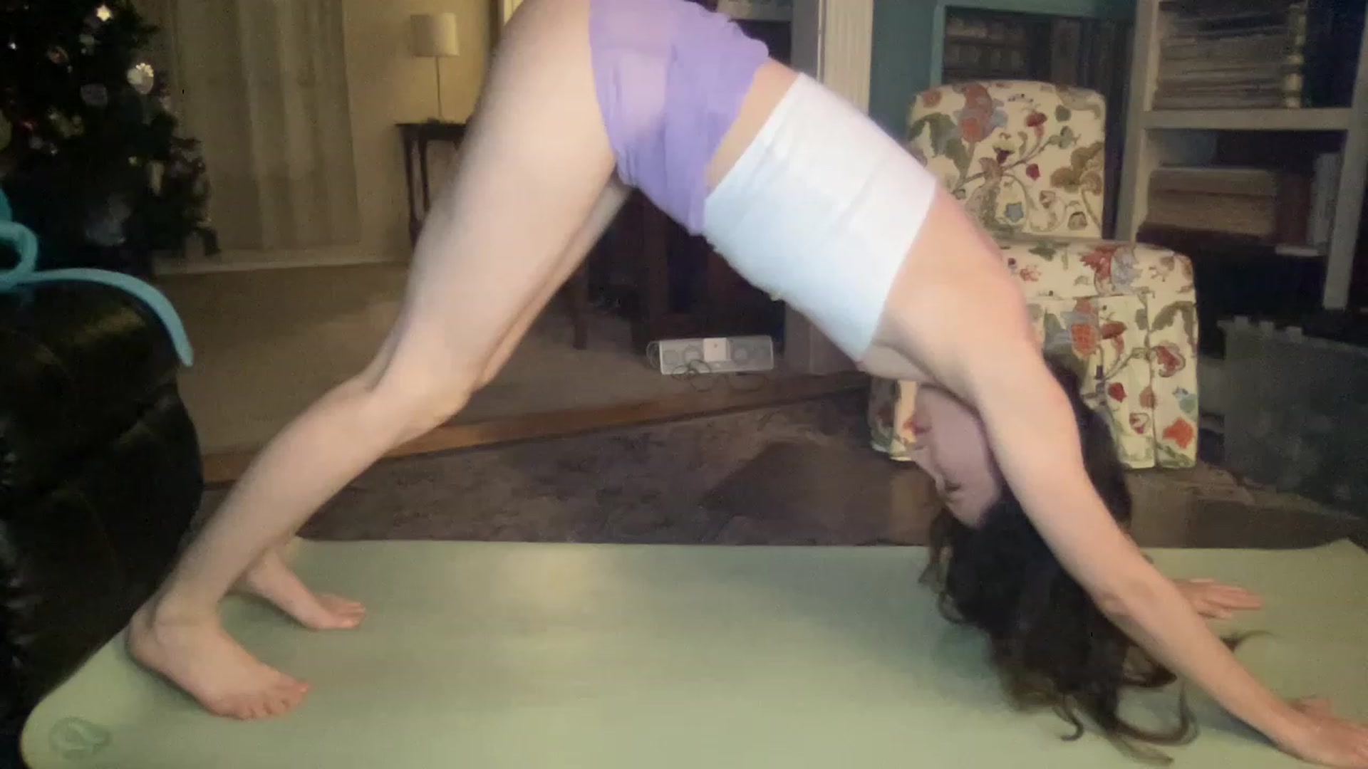 Gallery image thumbnail from AvaTheCreator's myfreecams stream on, 01/12/2023, 04:51 image 19 of 20