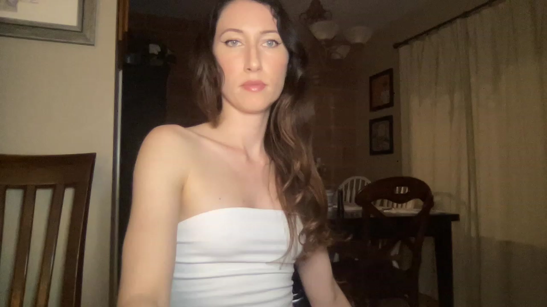 Gallery image thumbnail from AvaTheCreator's myfreecams stream on, 01/12/2023, 04:51 image 6 of 20