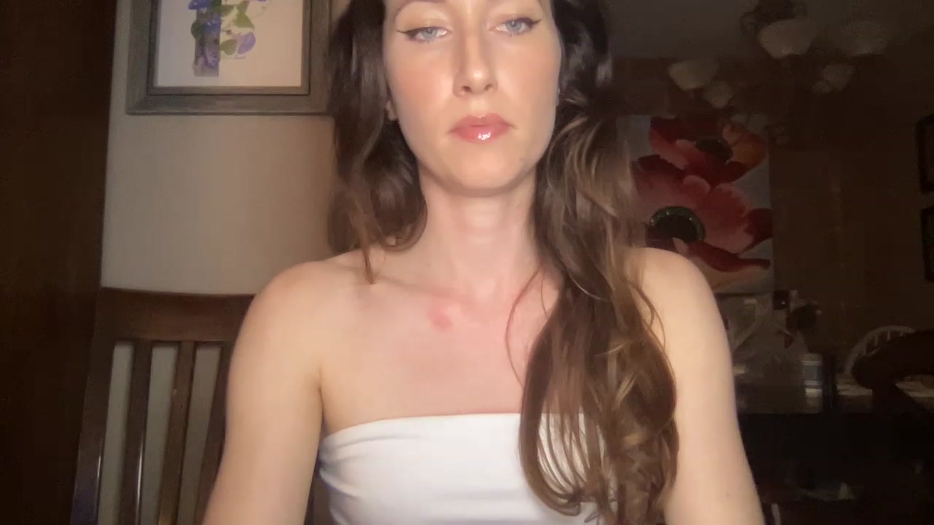 Gallery image thumbnail from AvaTheCreator's myfreecams stream on, 01/12/2023, 05:21 image 12 of 20