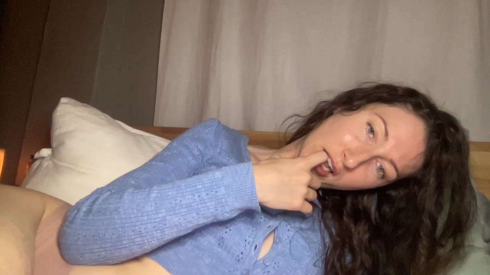 Gallery image thumbnail from AvaTheCreator's myfreecams stream on, 01/27/2023, 06:48 image 8 of 20