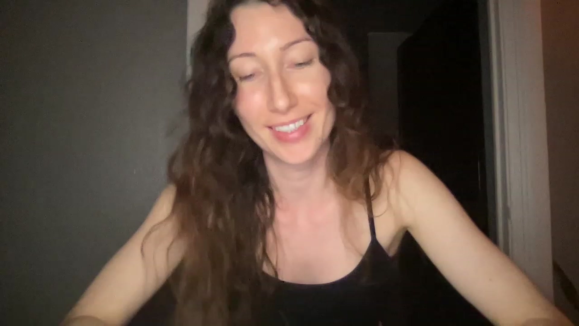 Gallery image thumbnail from AvaTheCreator's myfreecams stream on, 01/28/2023, 02:01 image 4 of 20