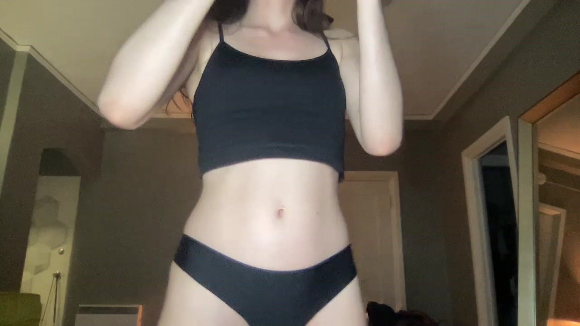 Gallery image thumbnail from AvaTheCreator's myfreecams stream on, 02/01/2023, 05:59 image 12 of 20