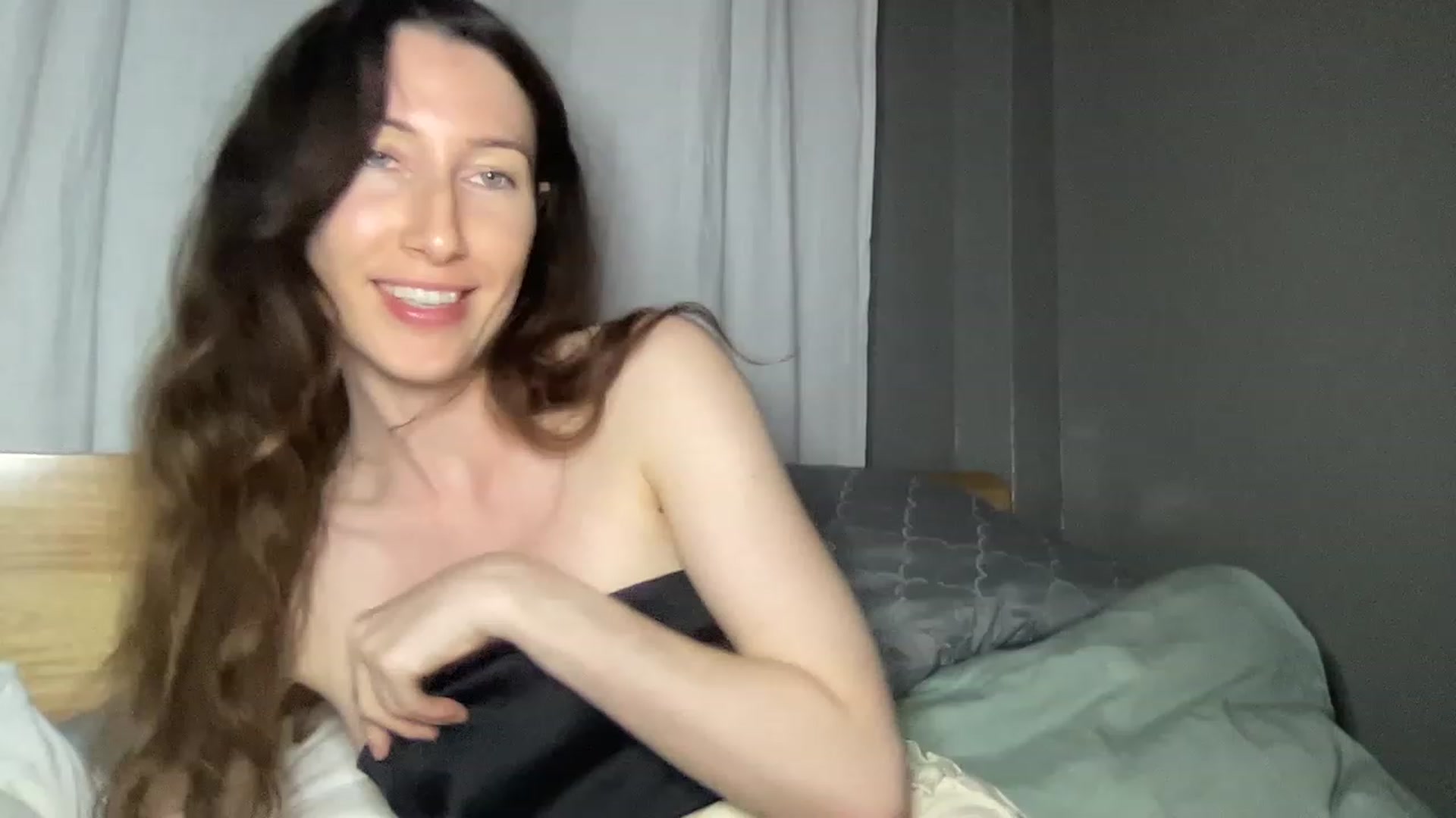 Gallery image thumbnail from AvaTheCreator's myfreecams stream on, 02/09/2023, 05:45 image 15 of 20