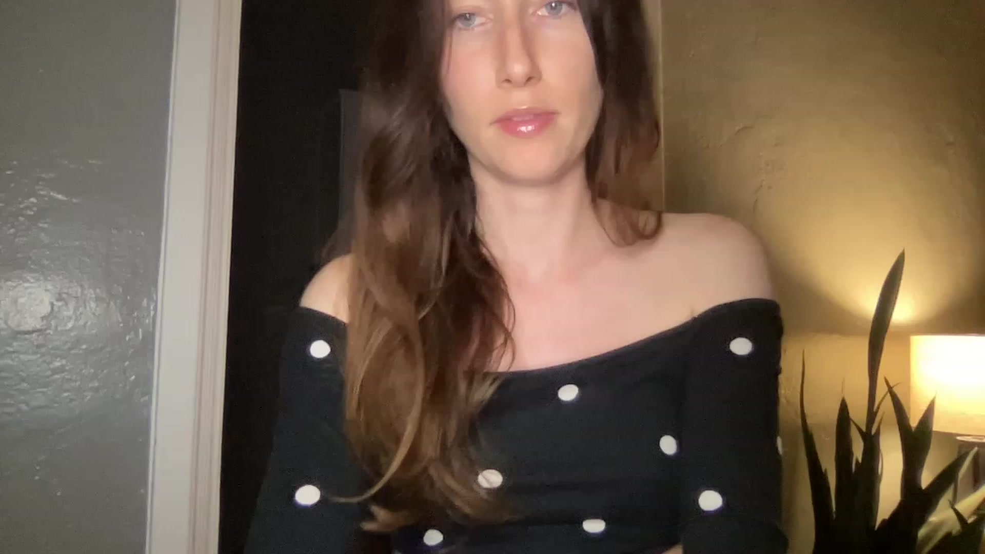 Gallery image thumbnail from AvaTheCreator's myfreecams stream on, 02/13/2023, 04:17 image 2 of 20