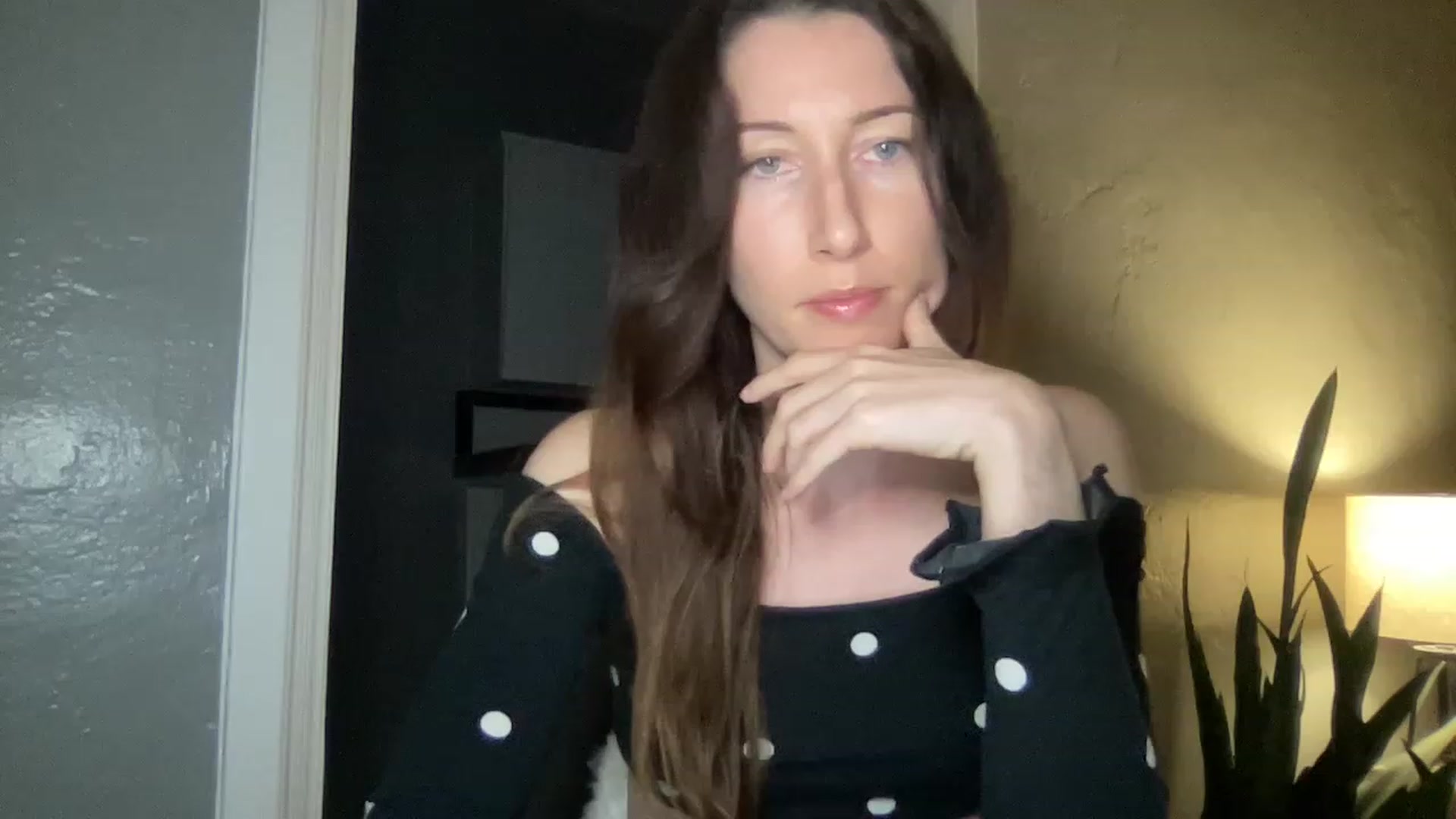 Gallery image thumbnail from AvaTheCreator's myfreecams stream on, 02/13/2023, 04:17 image 8 of 20