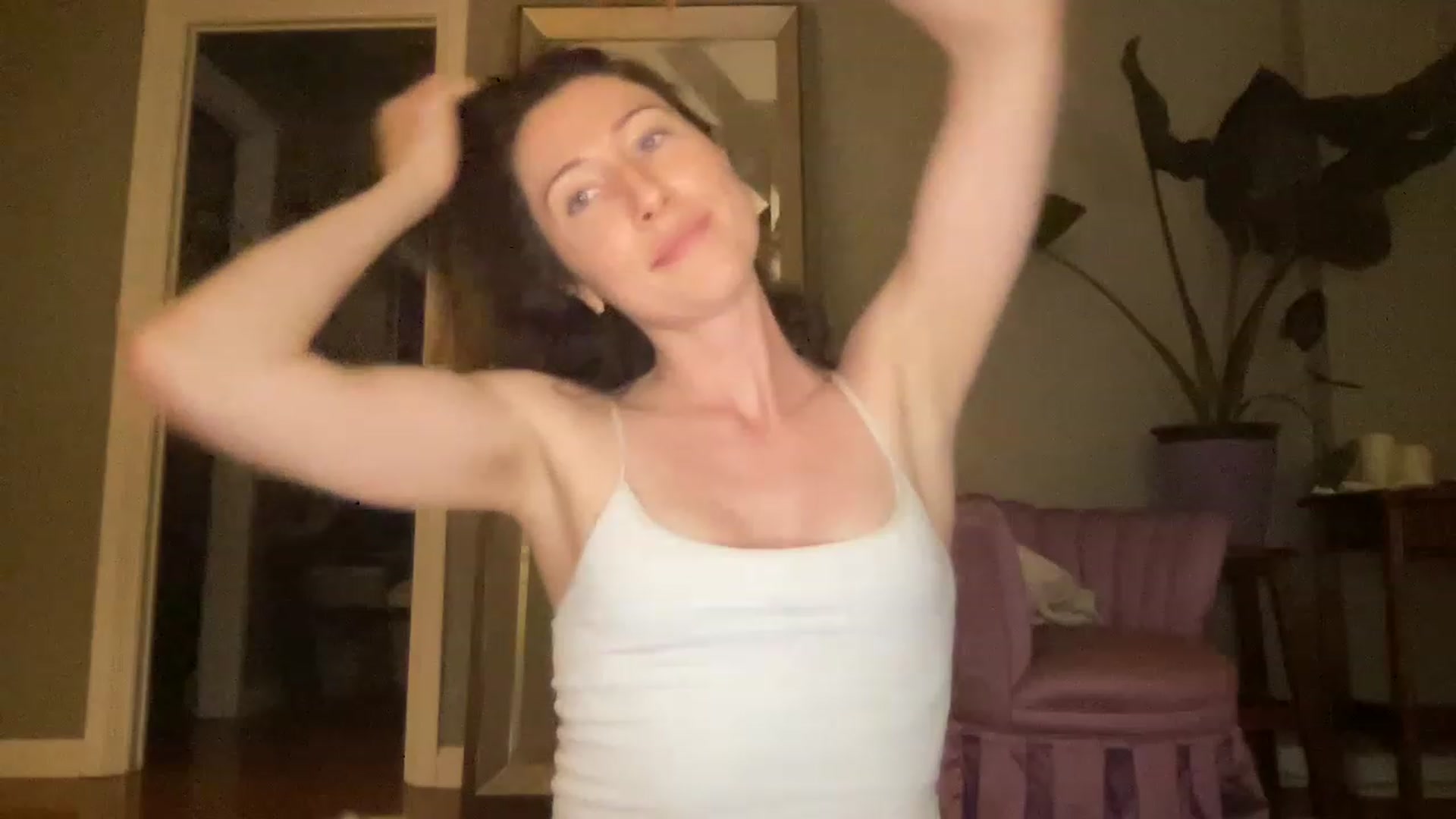 Gallery image thumbnail from AvaTheCreator's myfreecams stream on, 02/17/2023, 06:06 image 4 of 20