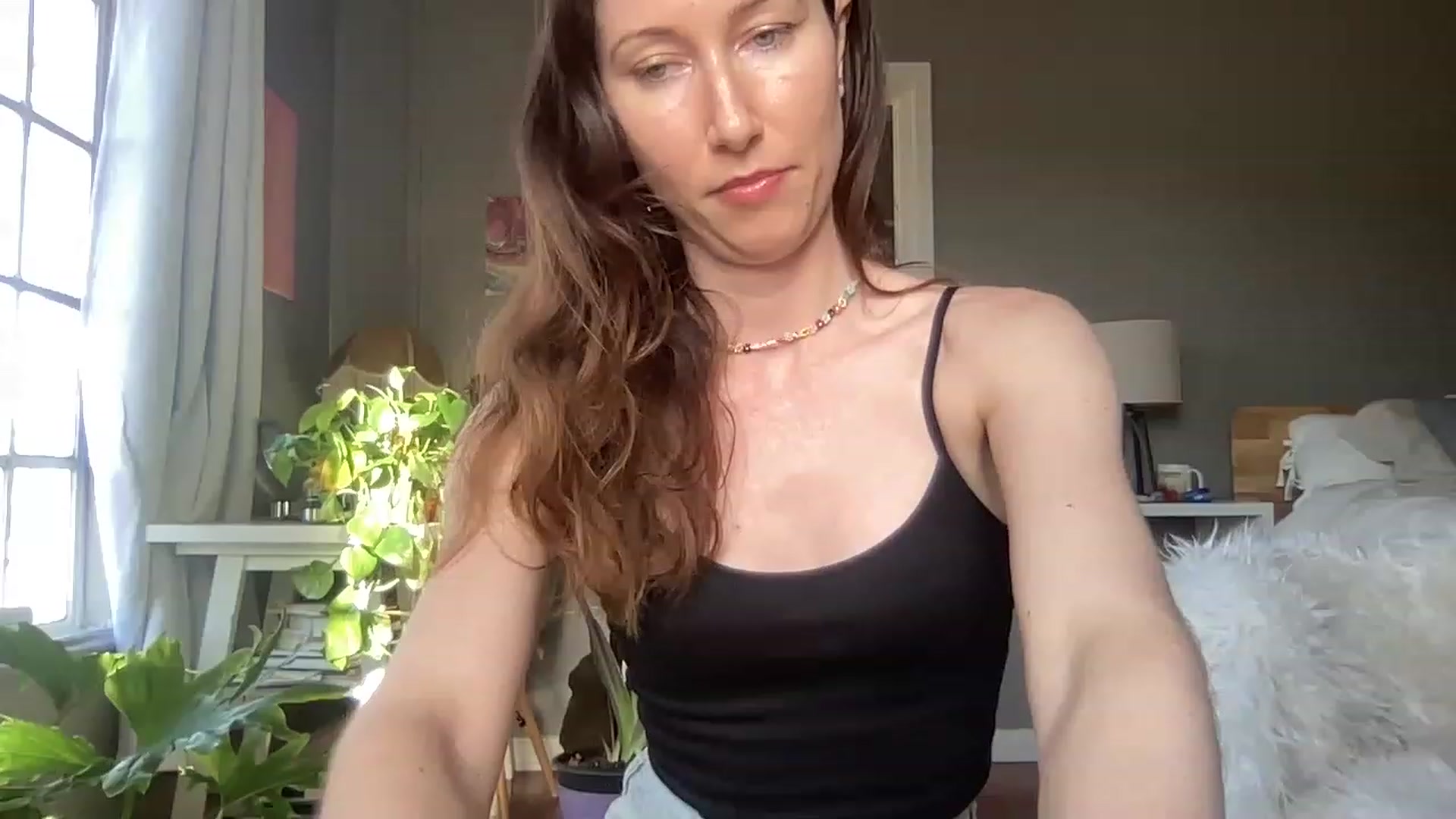 Gallery image thumbnail from AvaTheCreator's myfreecams stream on, 04/10/2023, 01:23 image 8 of 20