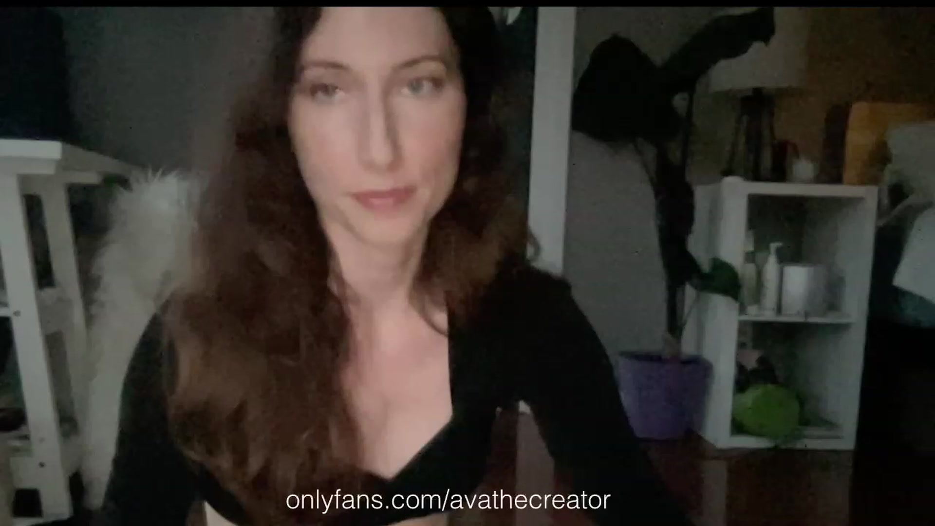 Gallery image thumbnail from AvaTheCreator's myfreecams stream on, 05/29/2023, 03:35 image 16 of 20