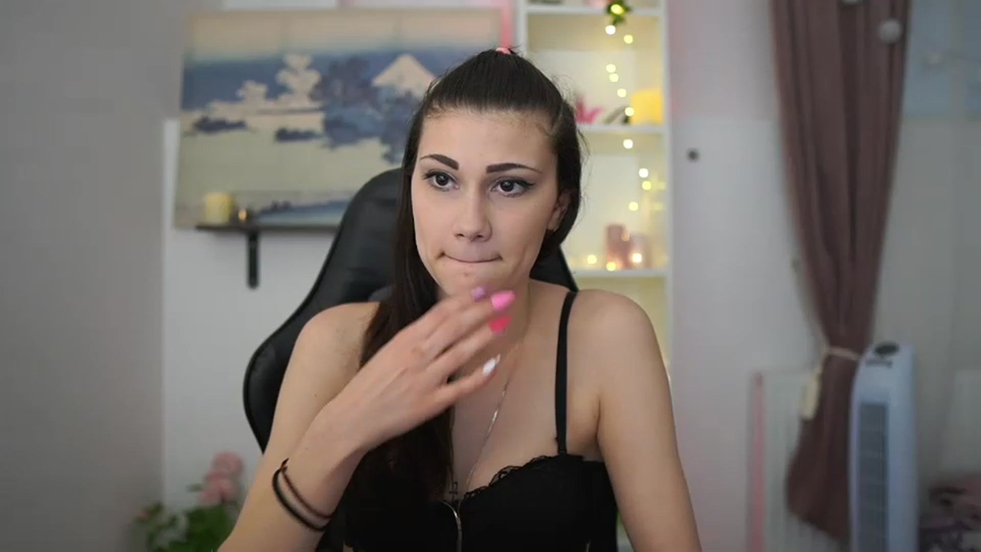 Gallery image thumbnail from Ava_Addams_'s myfreecams stream on, 04/04/2023, 12:19 image 18 of 20