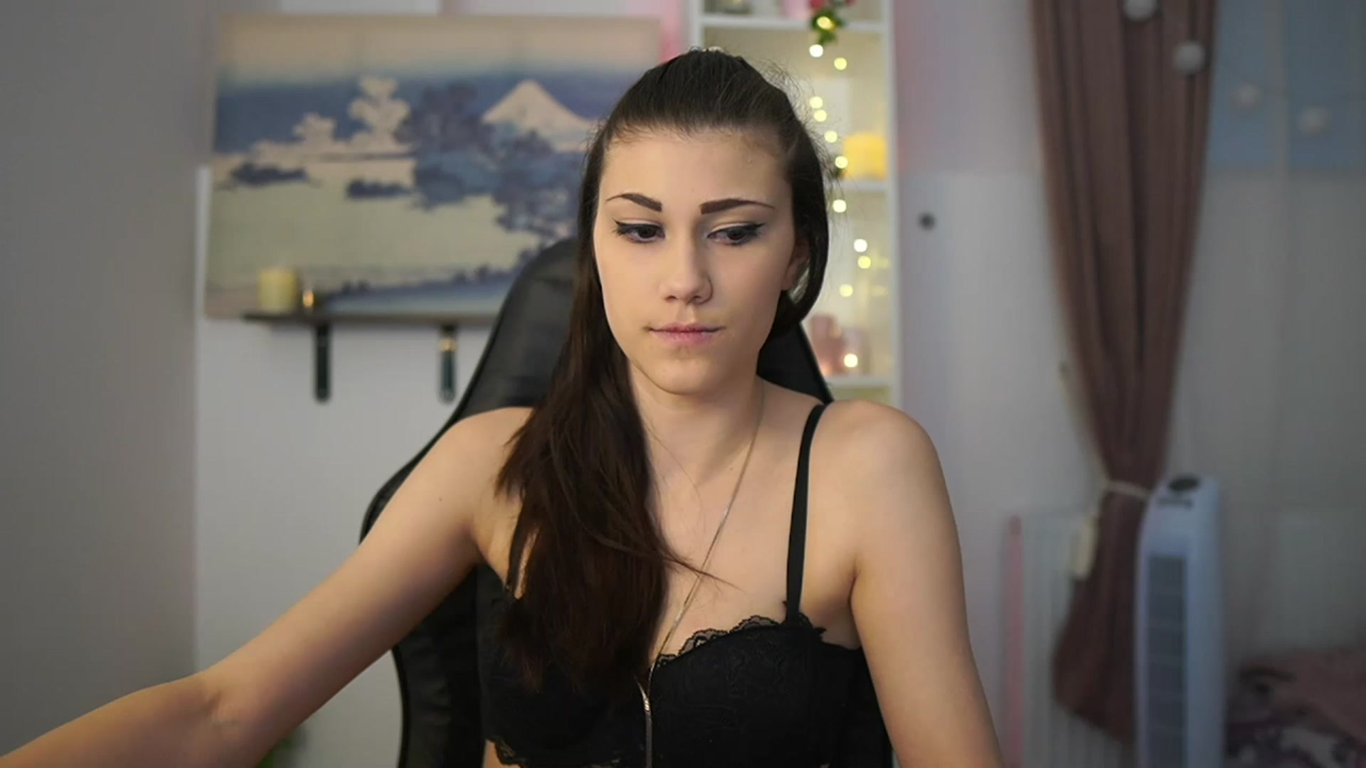 Gallery image thumbnail from Ava_Addams_'s myfreecams stream on, 04/05/2023, 13:15 image 9 of 20