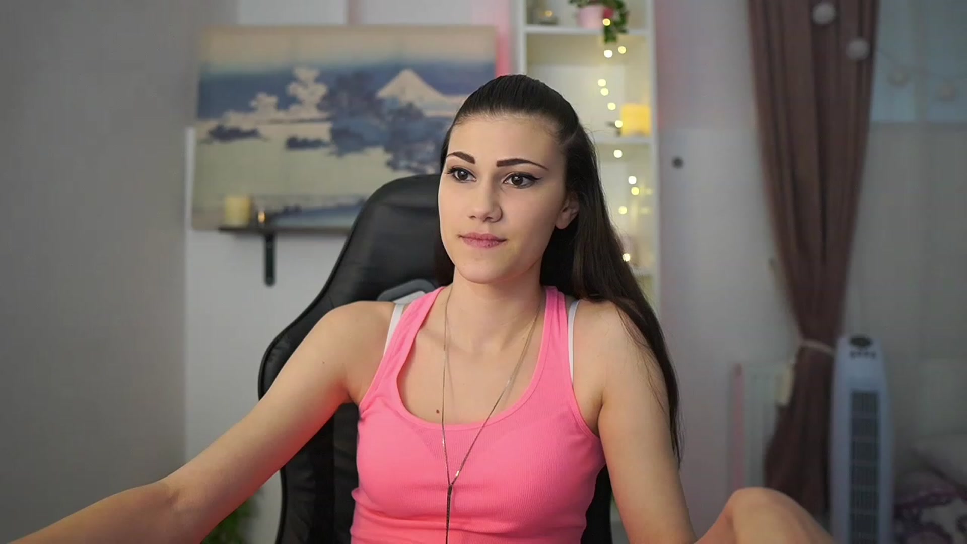 Gallery image thumbnail from Ava_Addams_'s myfreecams stream on, 04/06/2023, 14:07 image 1 of 20