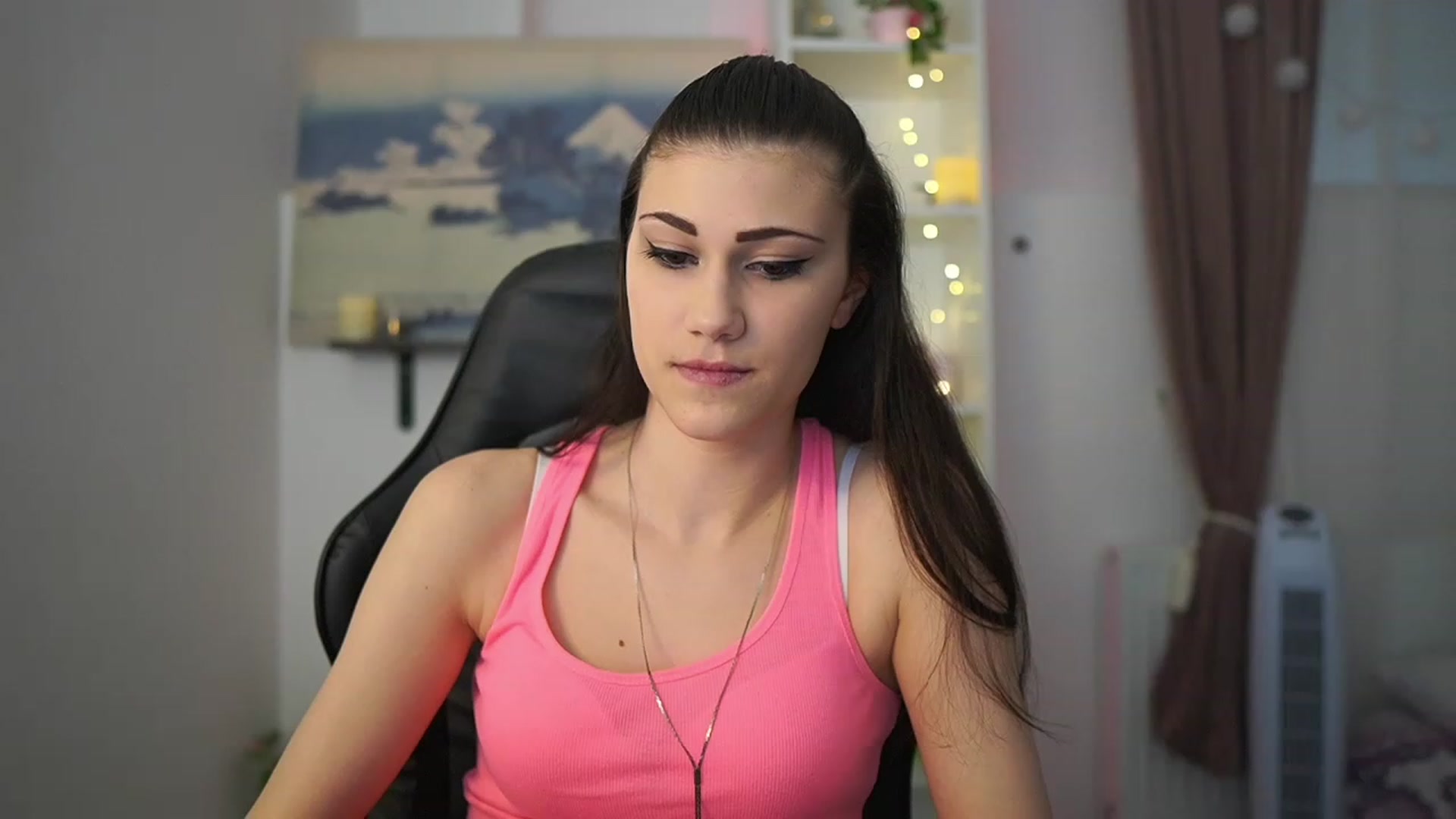 Gallery image thumbnail from Ava_Addams_'s myfreecams stream on, 04/06/2023, 14:07 image 3 of 20