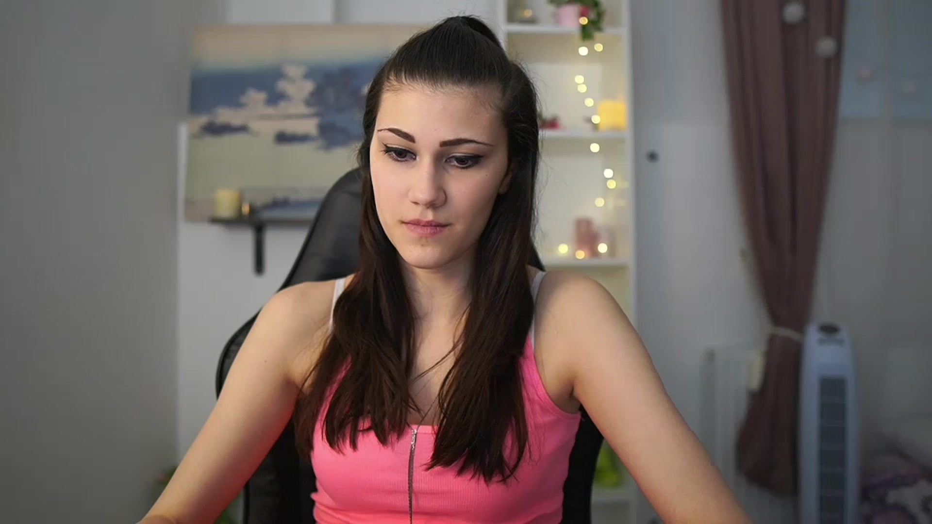 Gallery image thumbnail from Ava_Addams_'s myfreecams stream on, 04/07/2023, 08:37 image 15 of 20