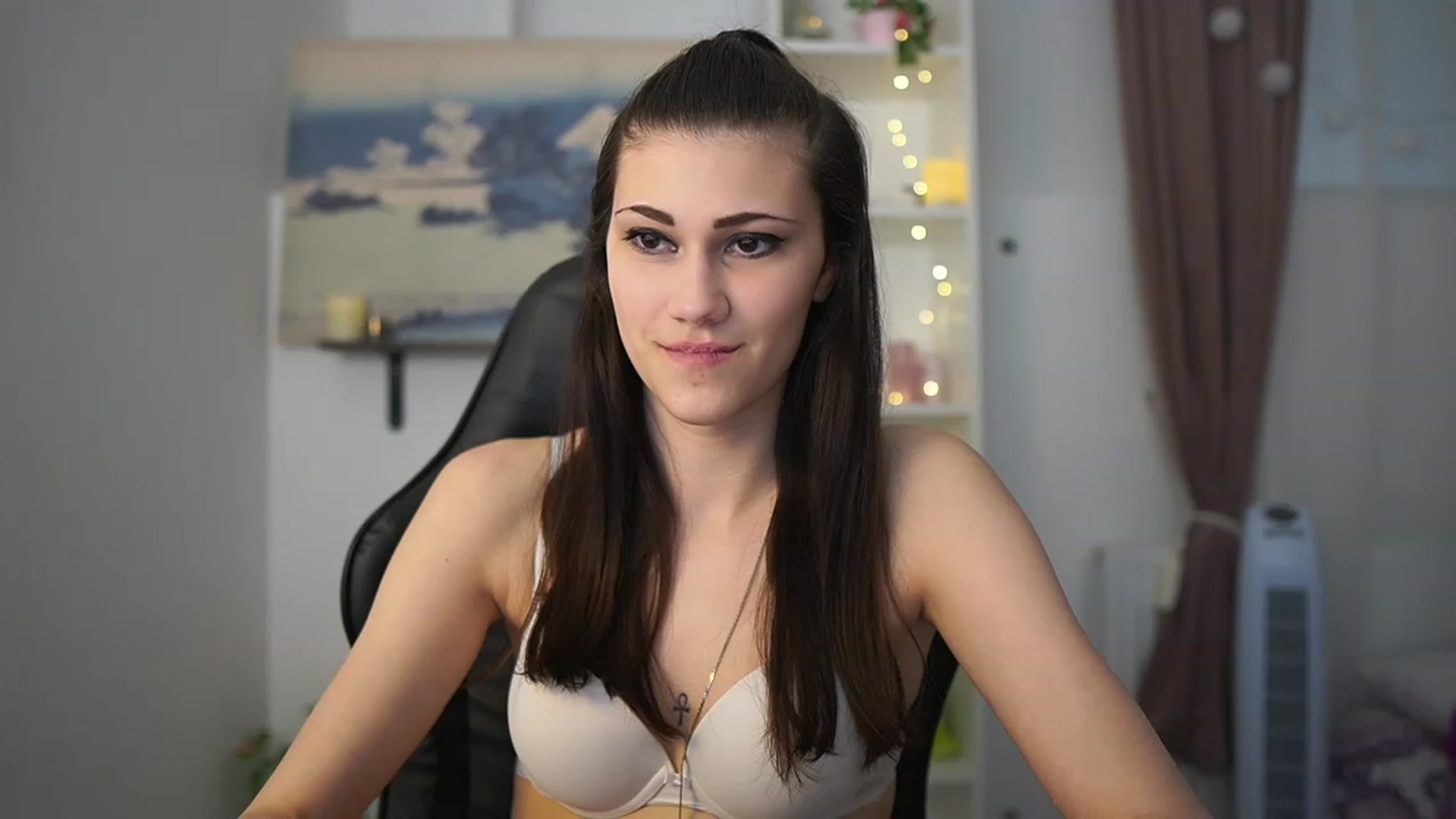 Gallery image thumbnail from Ava_Addams_'s myfreecams stream on, 04/07/2023, 12:18 image 8 of 20